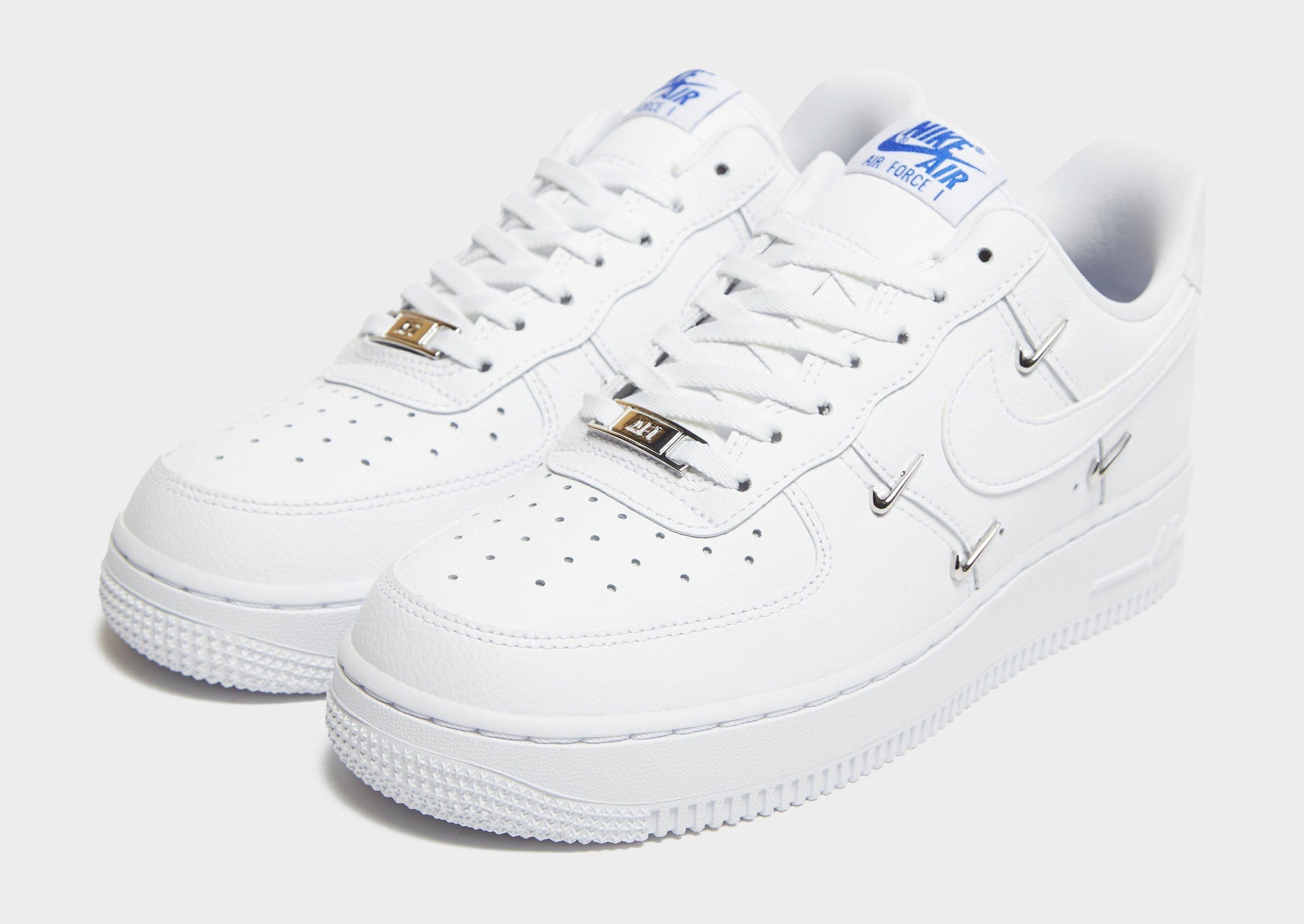 סניקרס Air Force 1 '07 LX | נשים