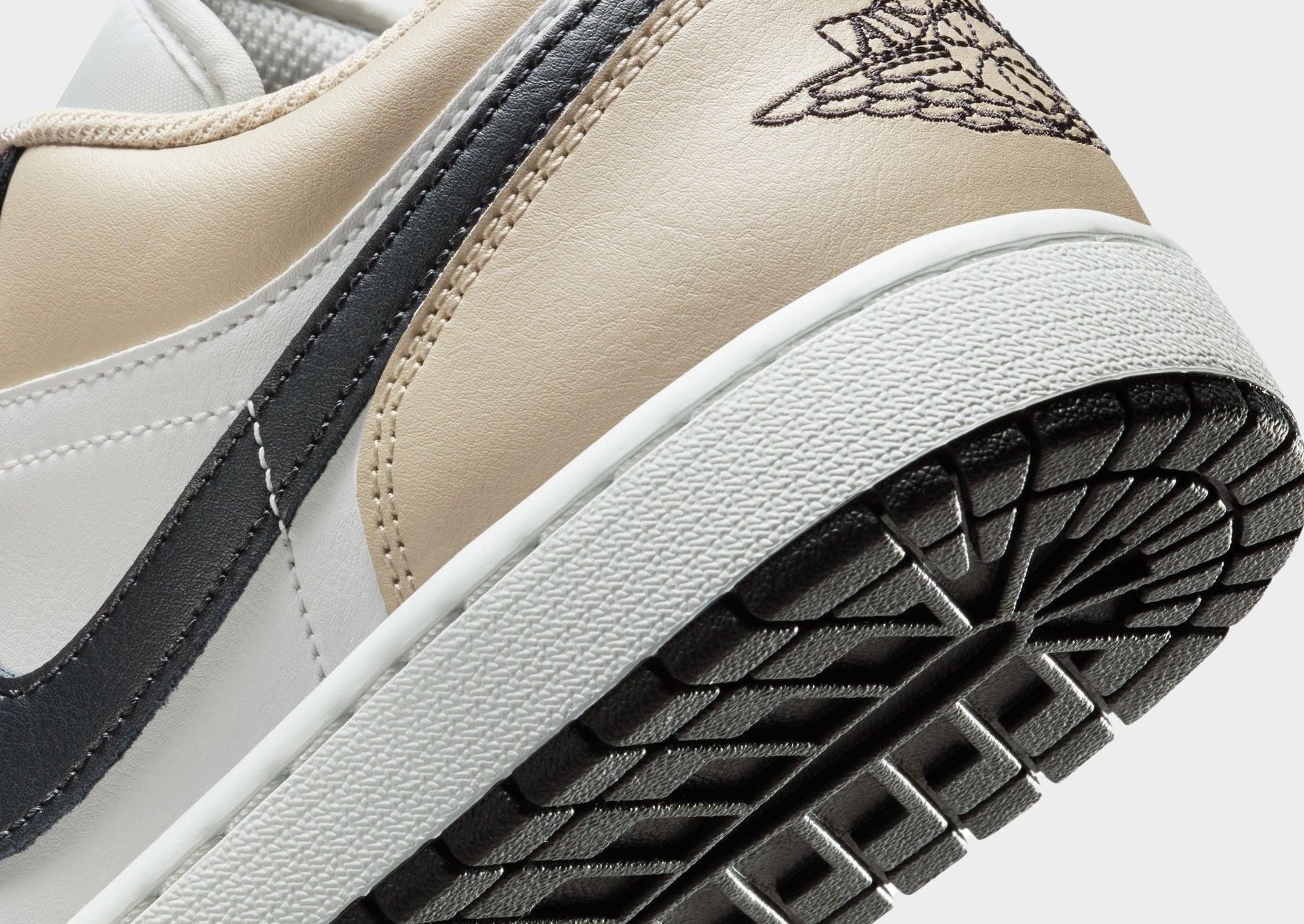 סניקרס Air Jordan 1 Low Black Toe Rattan | גברים