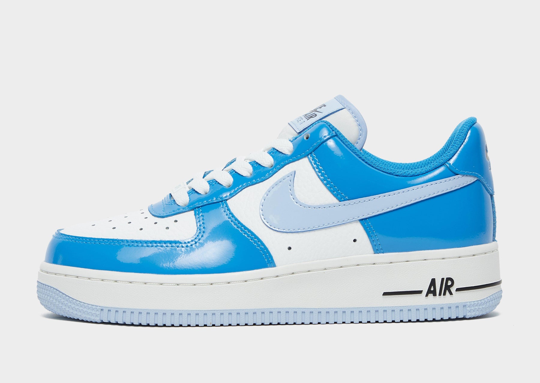סניקרס Air Force 1 '07 LV8 | נשים