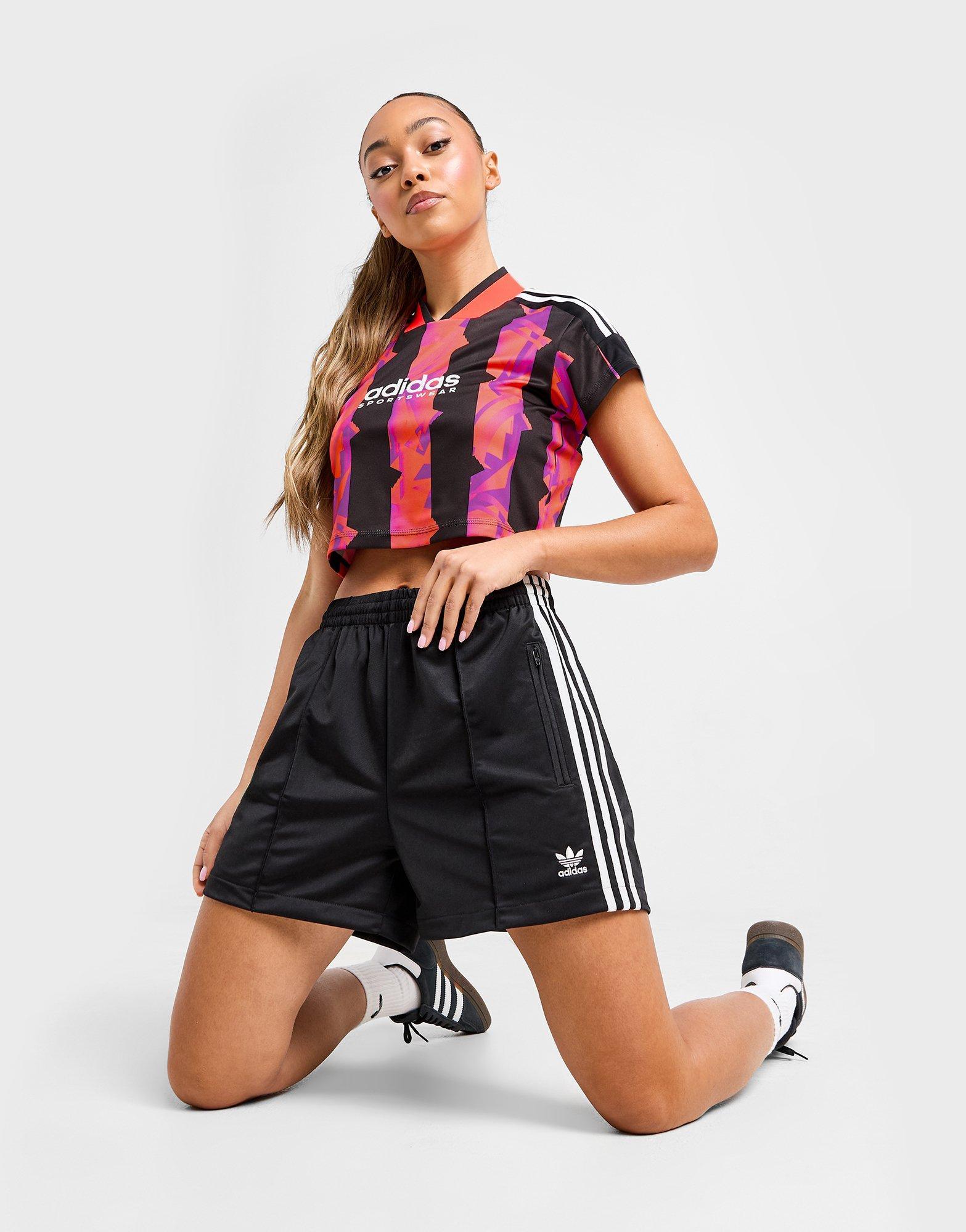 מכנסיים קצרים Firebird | נשים