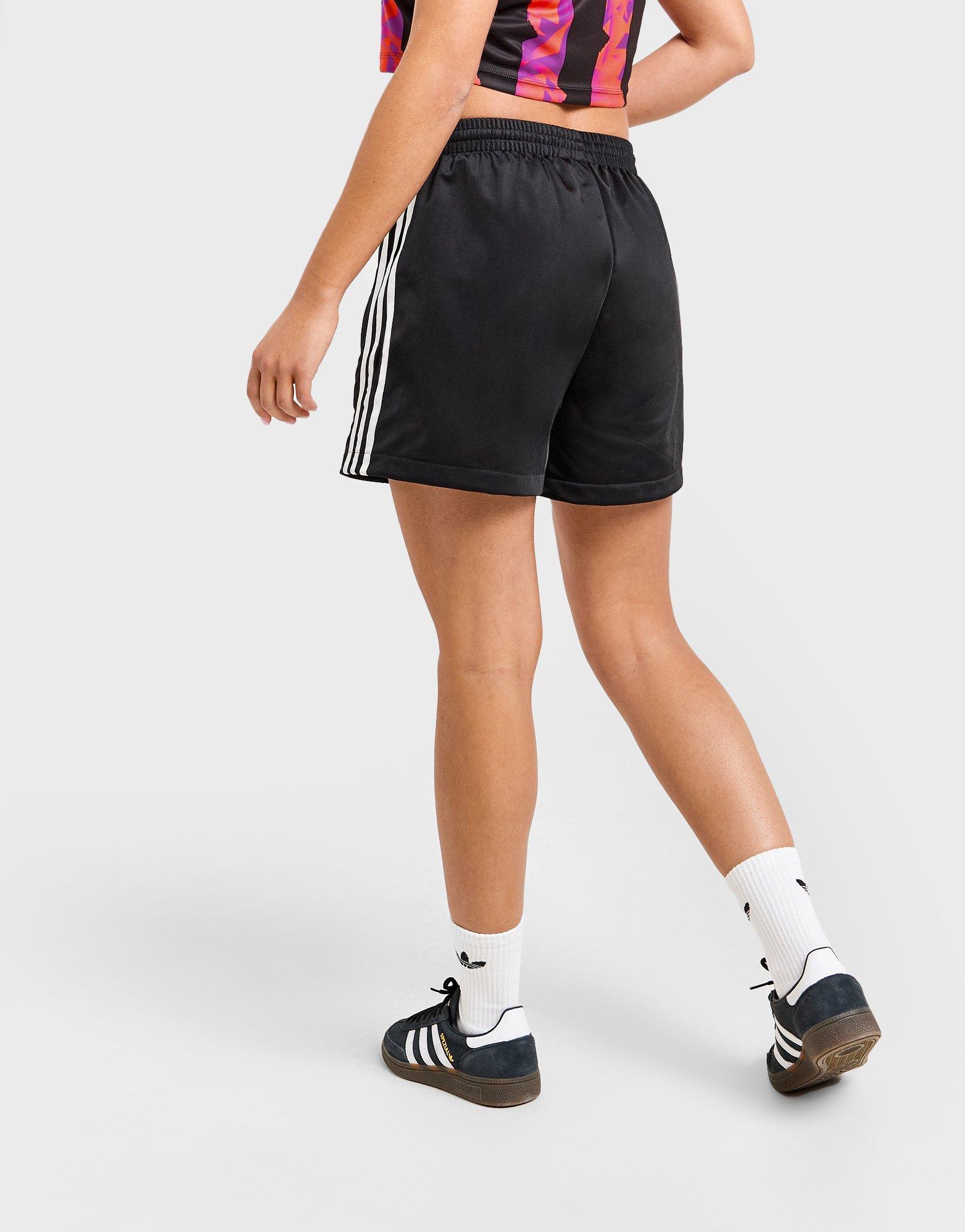 מכנסיים קצרים Firebird | נשים