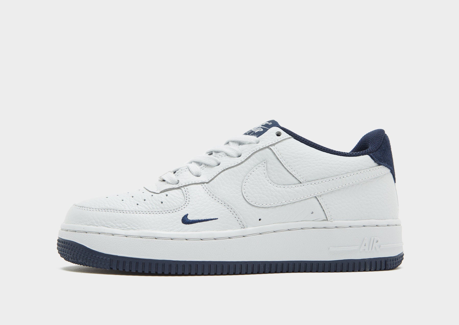 סניקרס Air Force 1 LV8 | ג'וניורס