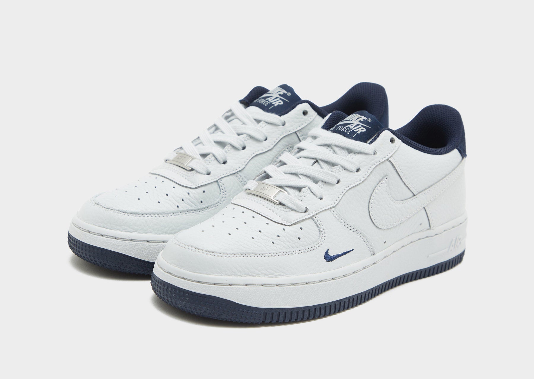 סניקרס Air Force 1 LV8 | ג'וניורס