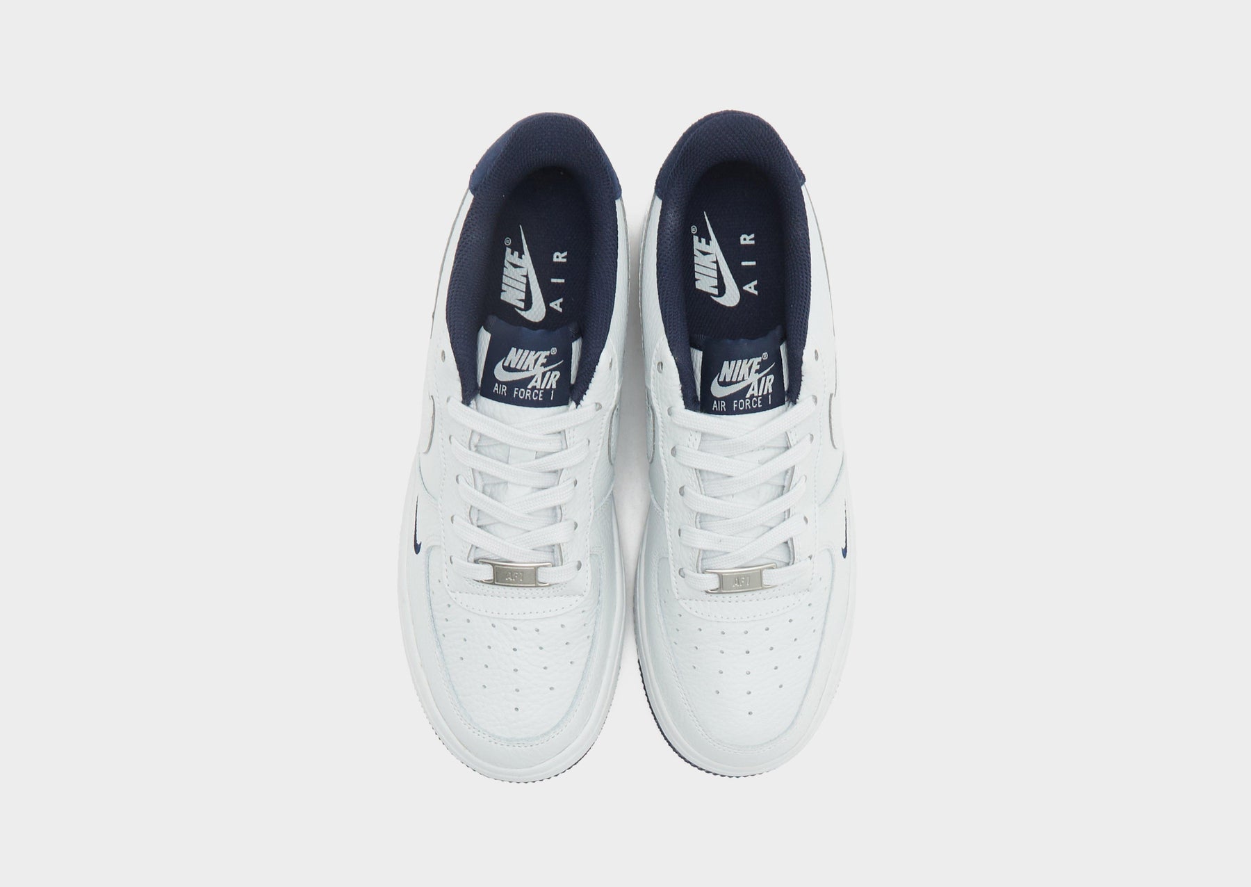 סניקרס Air Force 1 LV8 | ג'וניורס