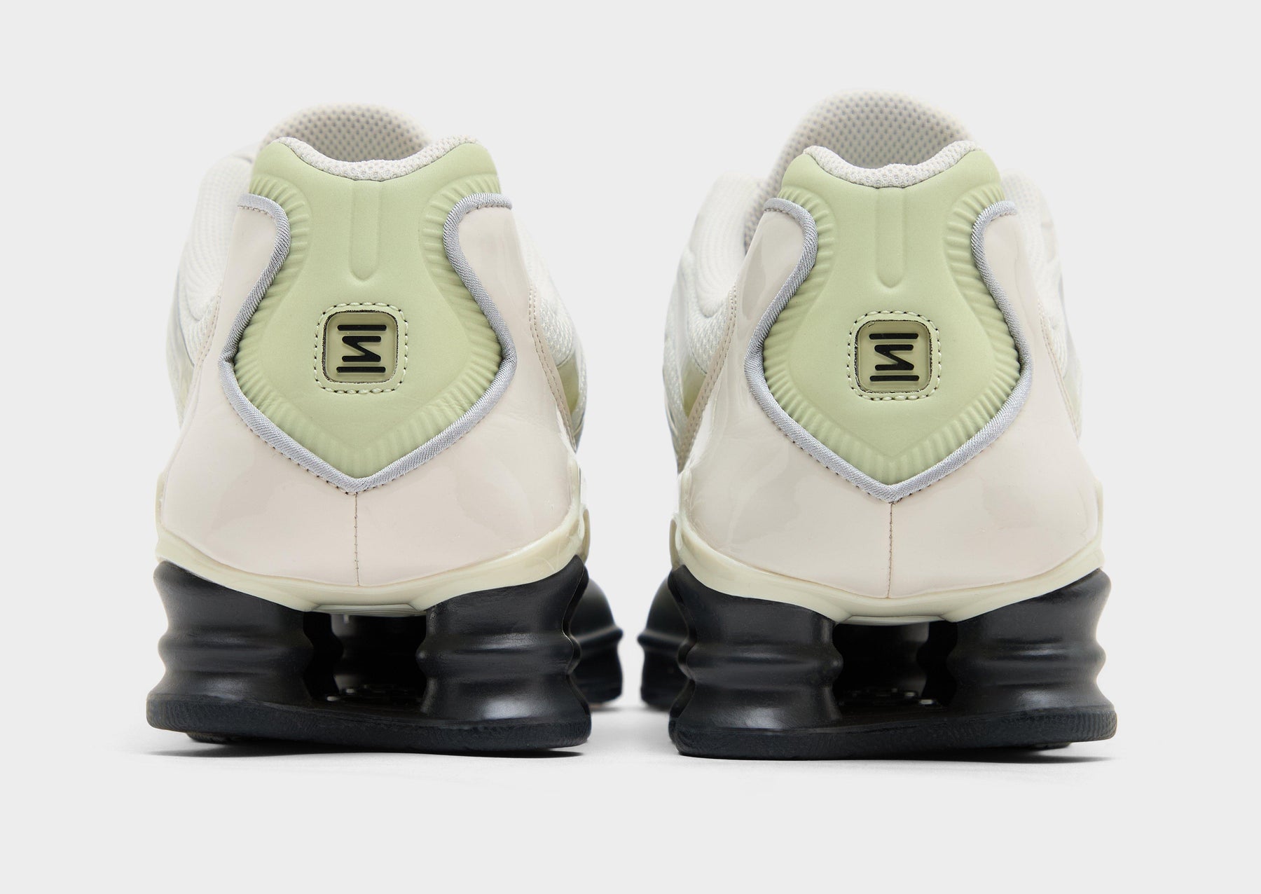 סניקרס Shox TL | נשים