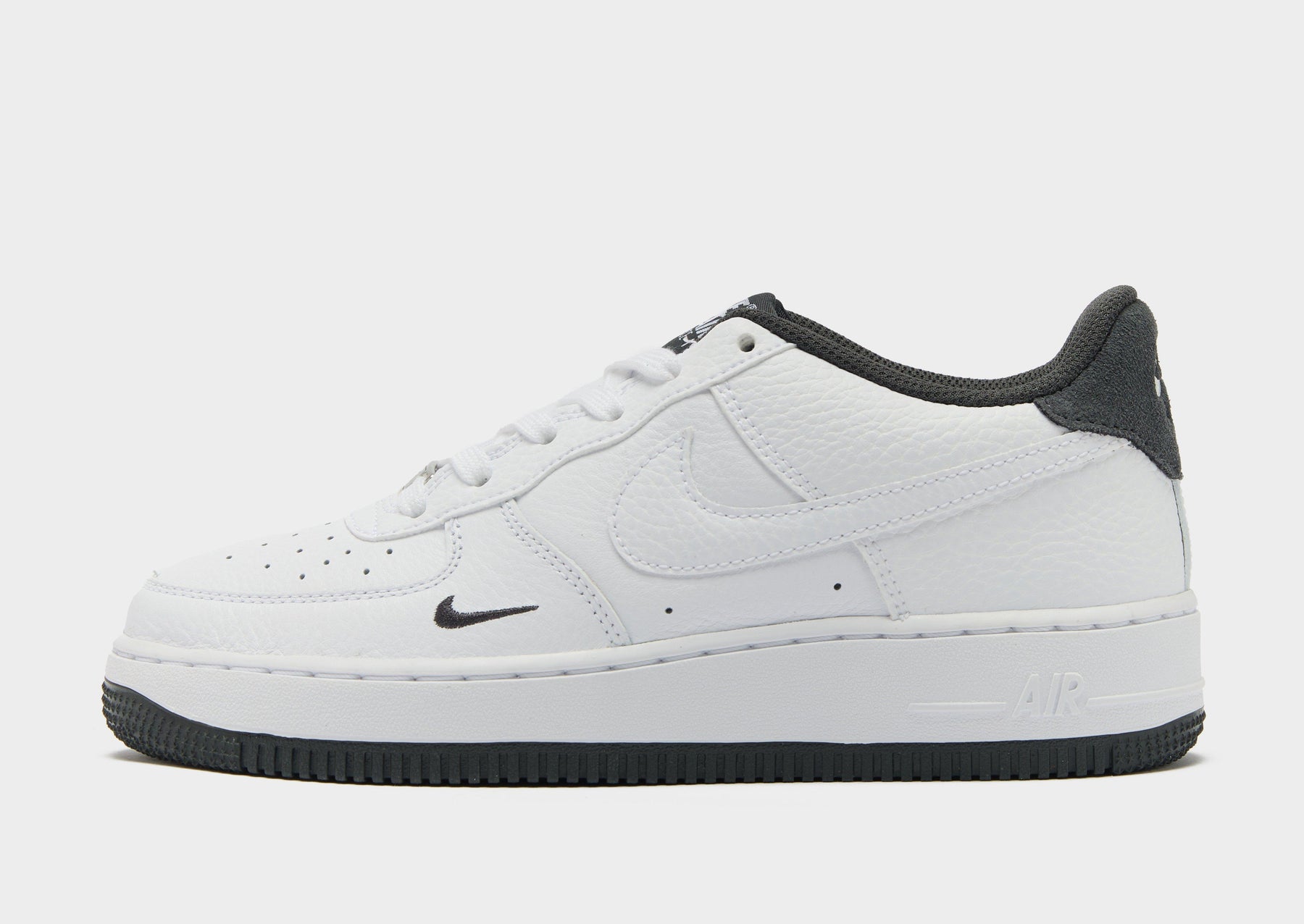 סניקרס Air Force 1 LV8 | ג'וניורס