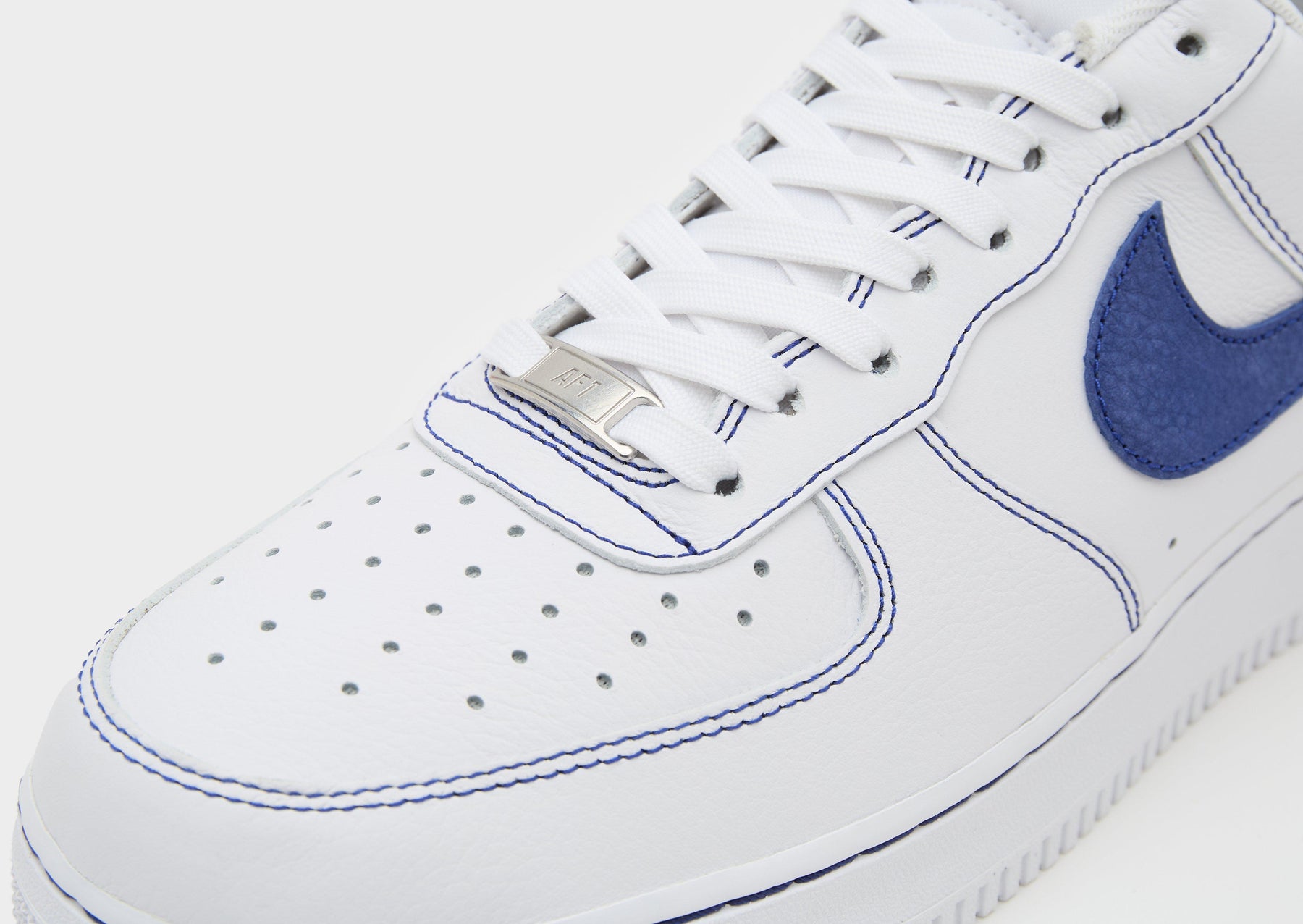 סניקרס Air Force 1 '07 LV8 | גברים