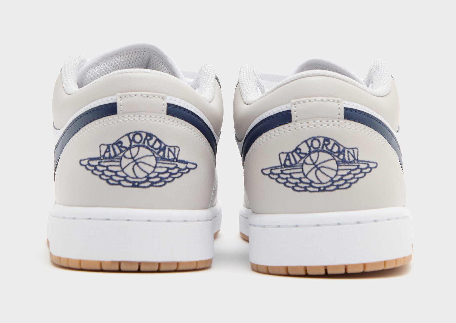 סניקרס Air Jordan 1 Low Midnight Navy Neutral Grey | גברים