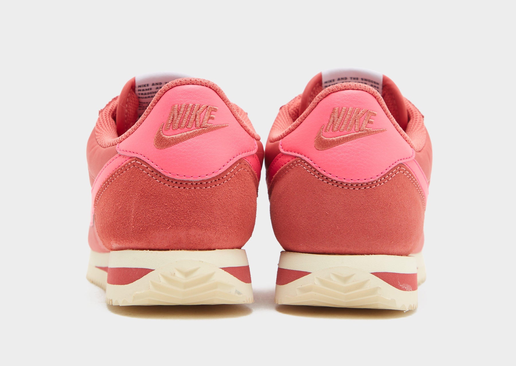 סניקרס Cortez | נשים