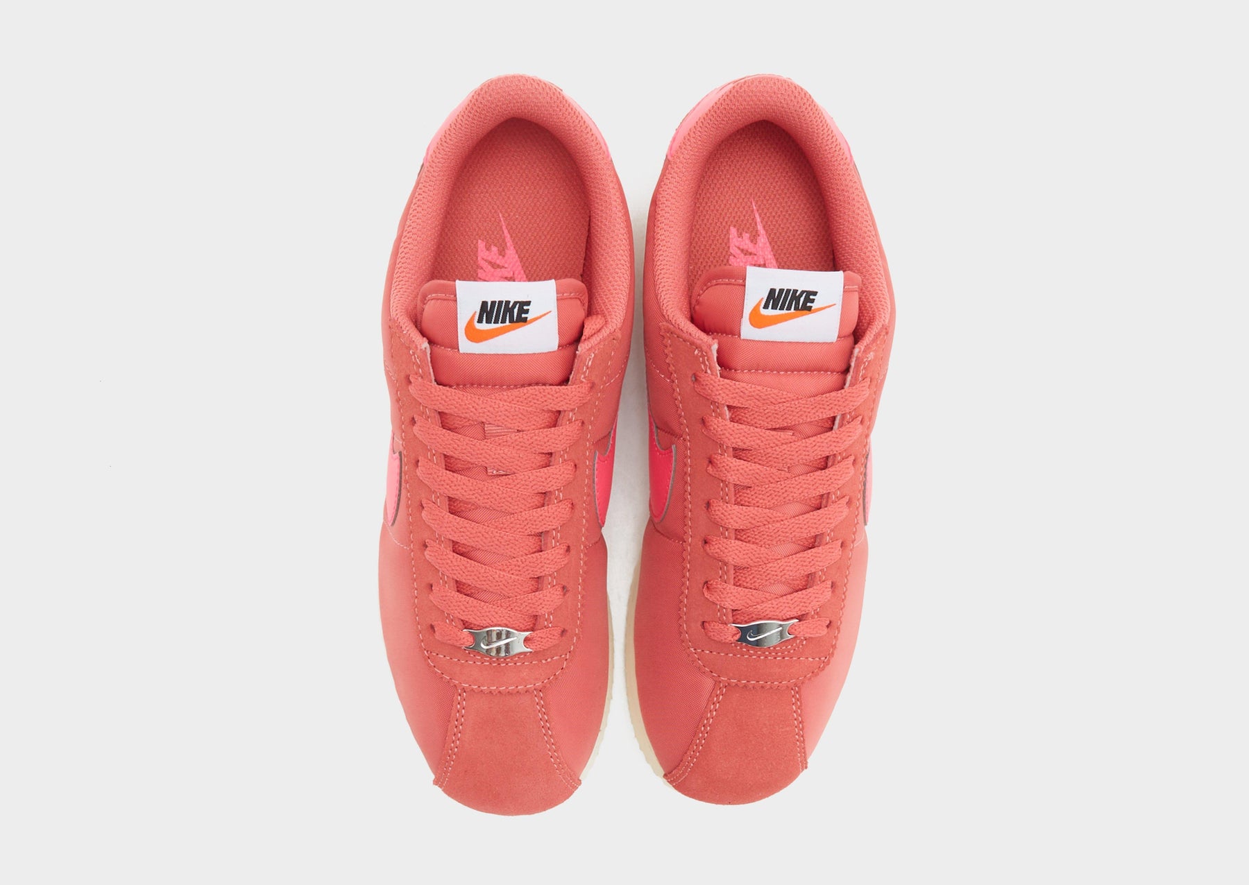 סניקרס Cortez | נשים