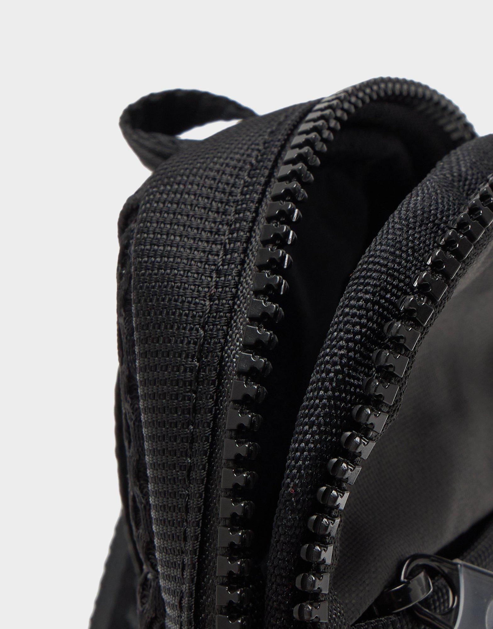 תיק צד Air Max Crossbody