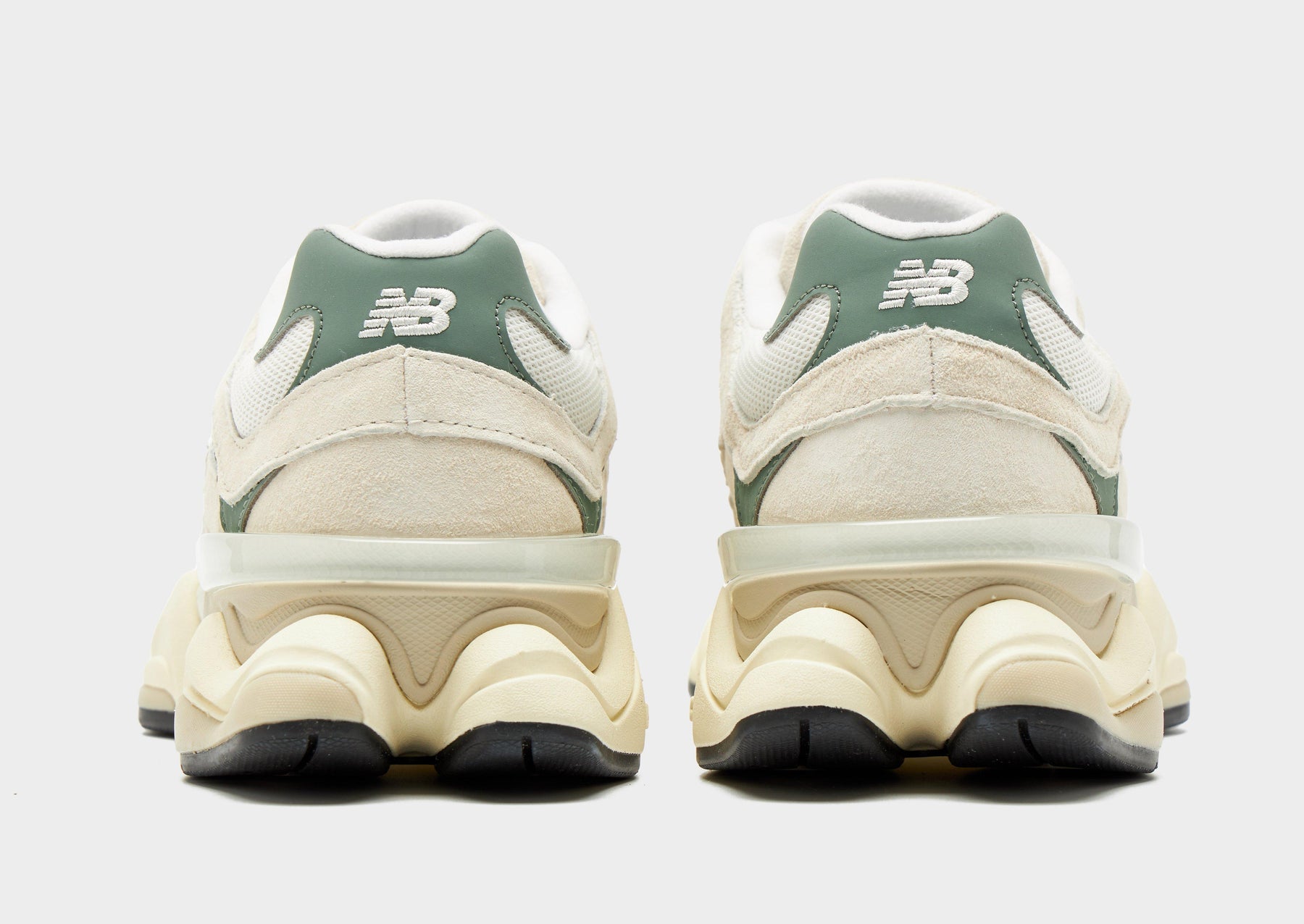 סניקרס 9060 Linen Dark Juniper | גברים