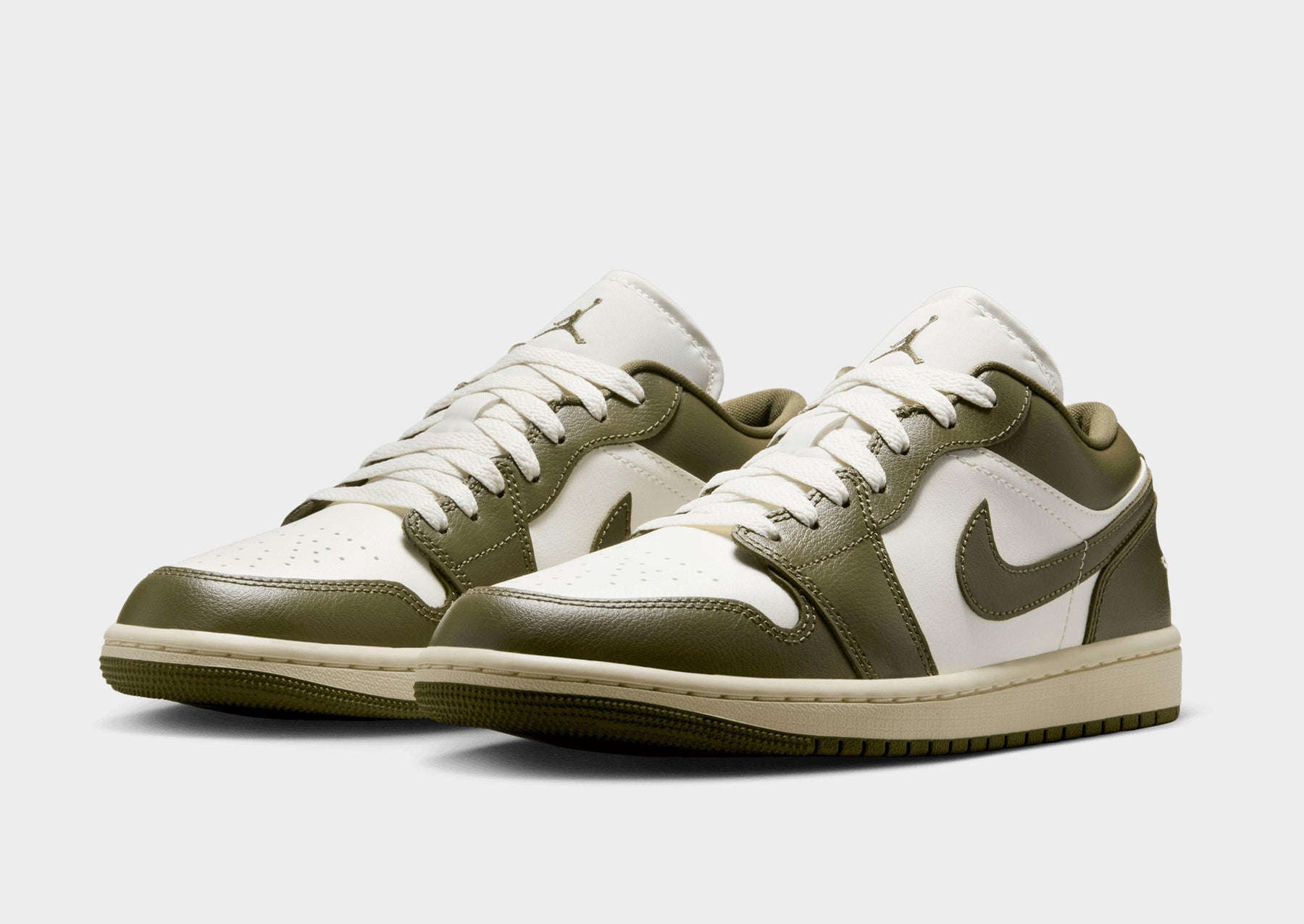 סניקרס Air Jordan 1 Low Medium Olive | נשים