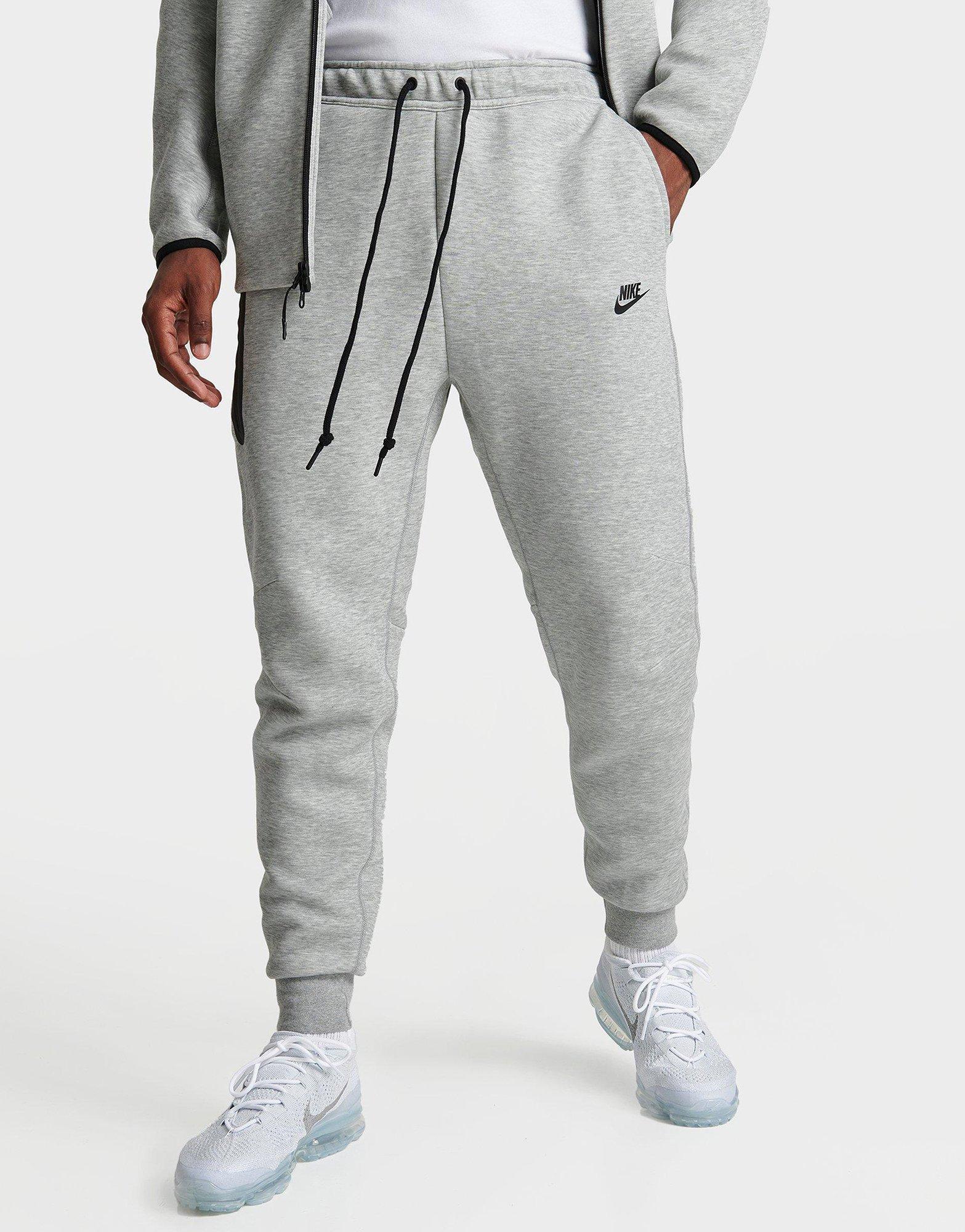 מכנסי טרנינג Tech Fleece Slim | גברים