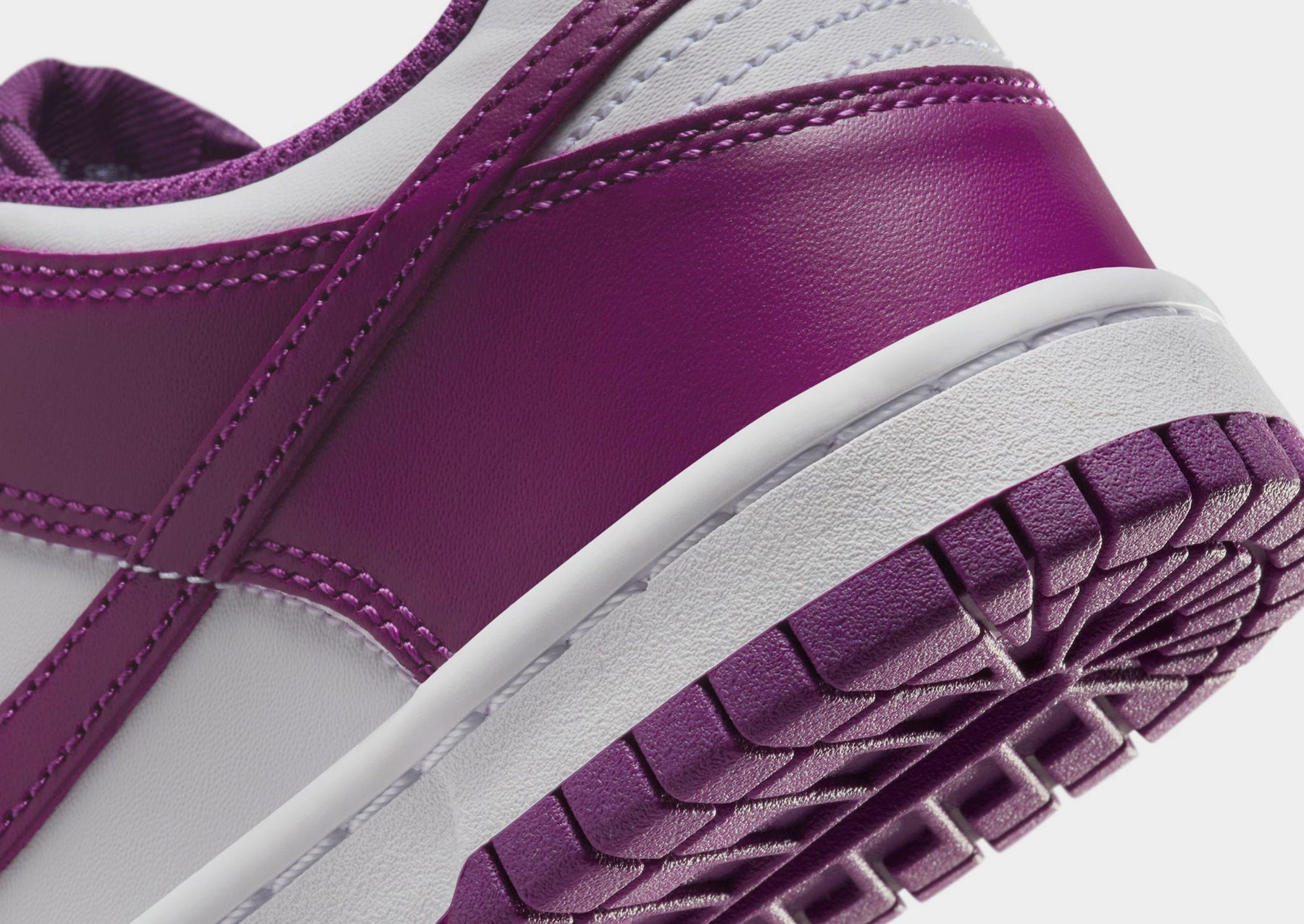 סניקרס Dunk Low Viotech | ג'וניורס