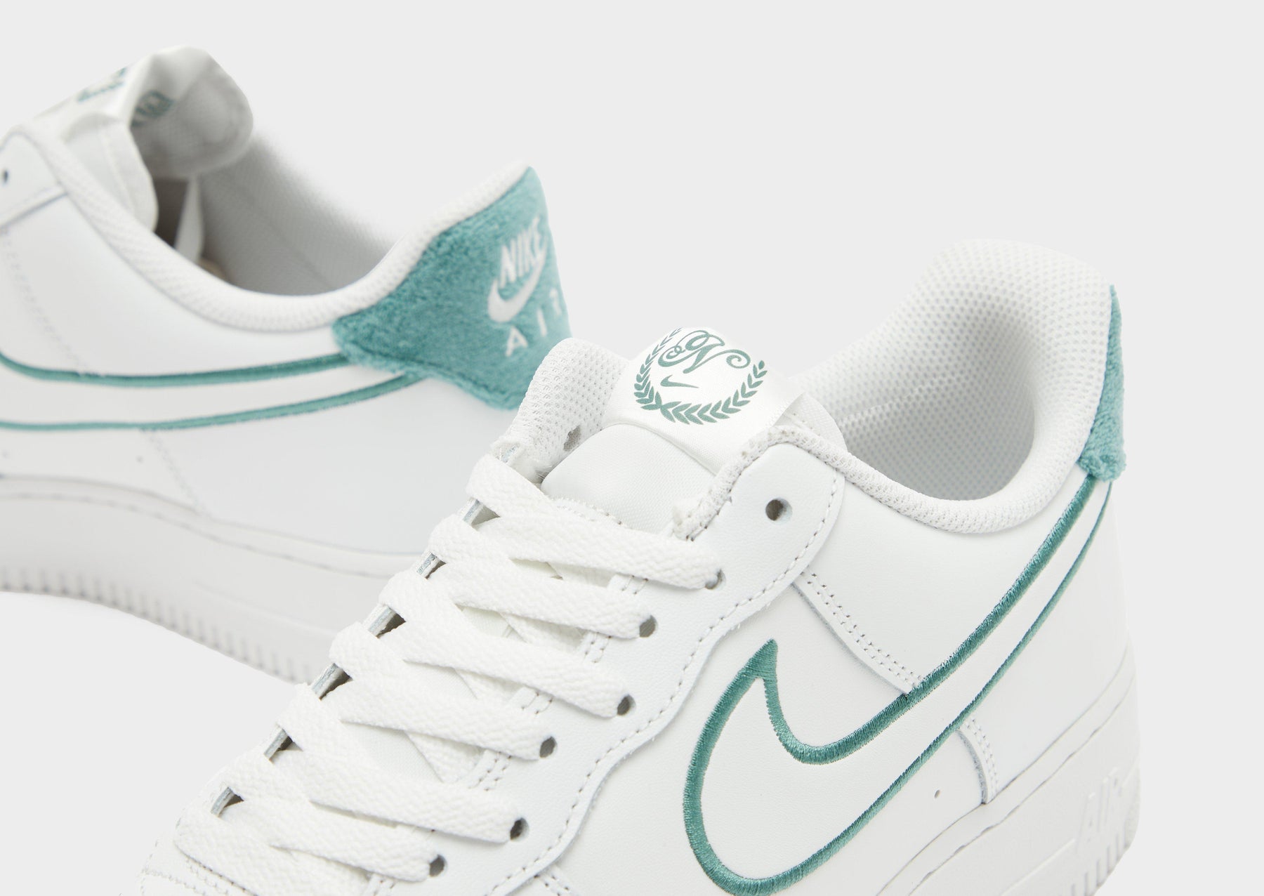 סניקרס Air Force 1 '07 LV8 | גברים