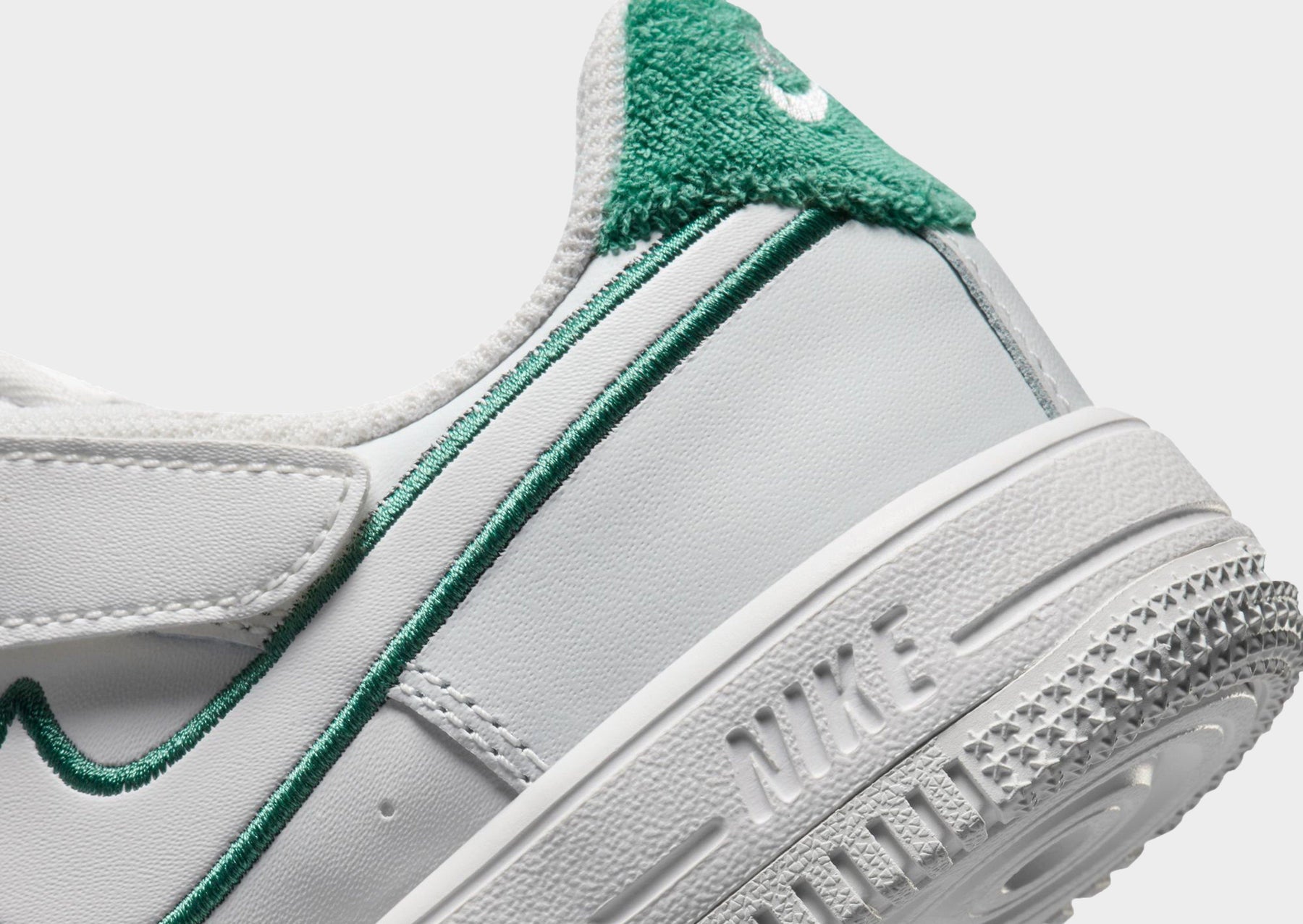 סניקרס Air Force 1 Low EasyOn | ילדים