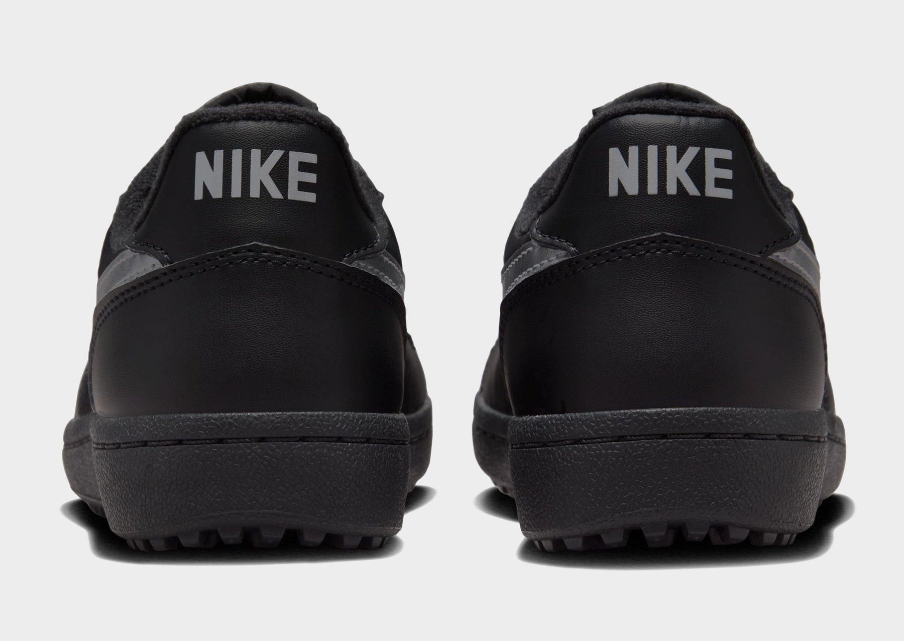 סניקרס Field General '82 | נשים