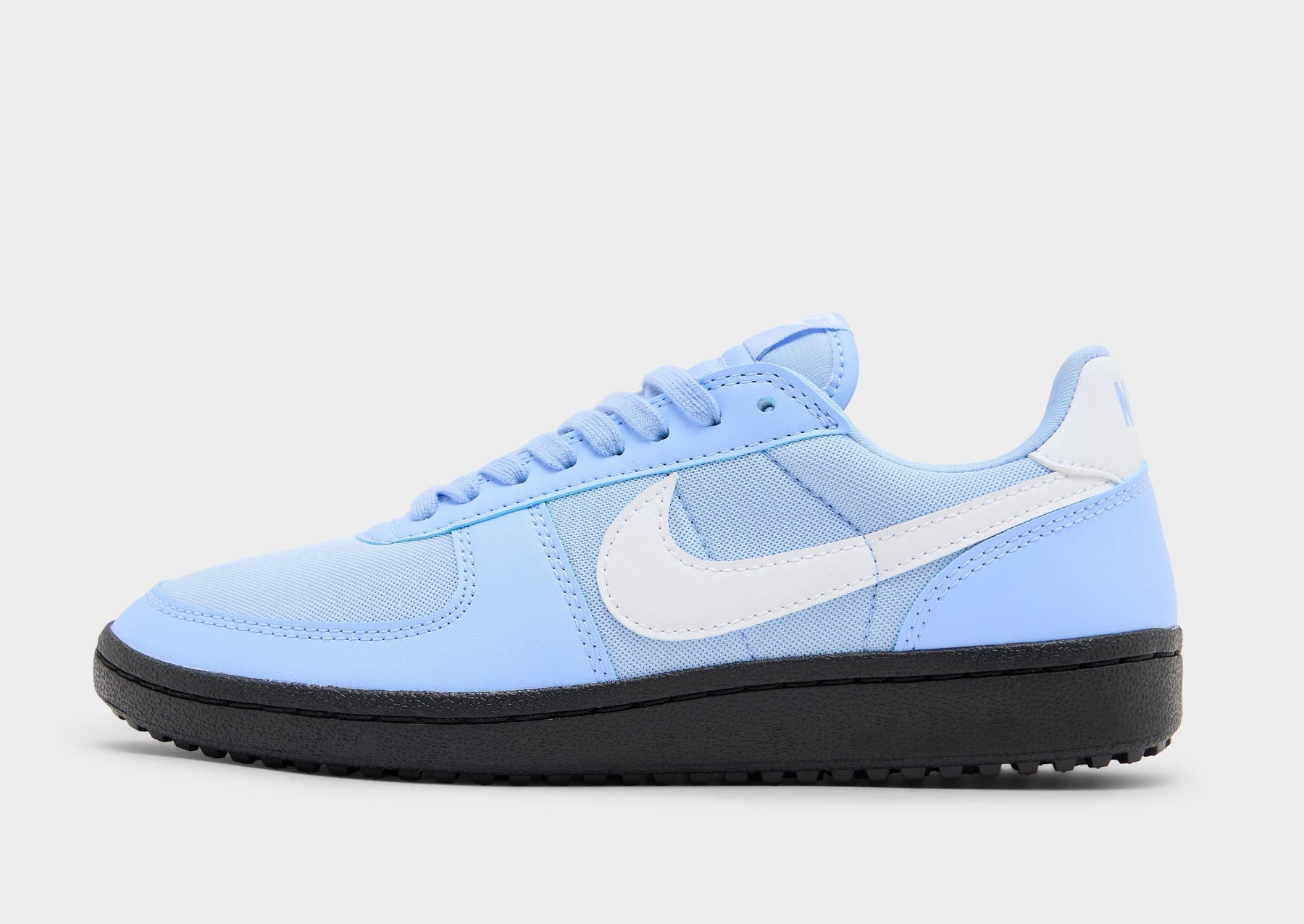 סניקרס Field General '82 | נשים