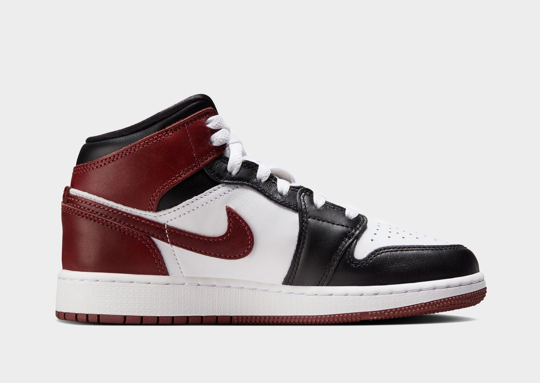 סניקרס Air Jordan 1 Mid SE Dark Pony | ג'וניורס