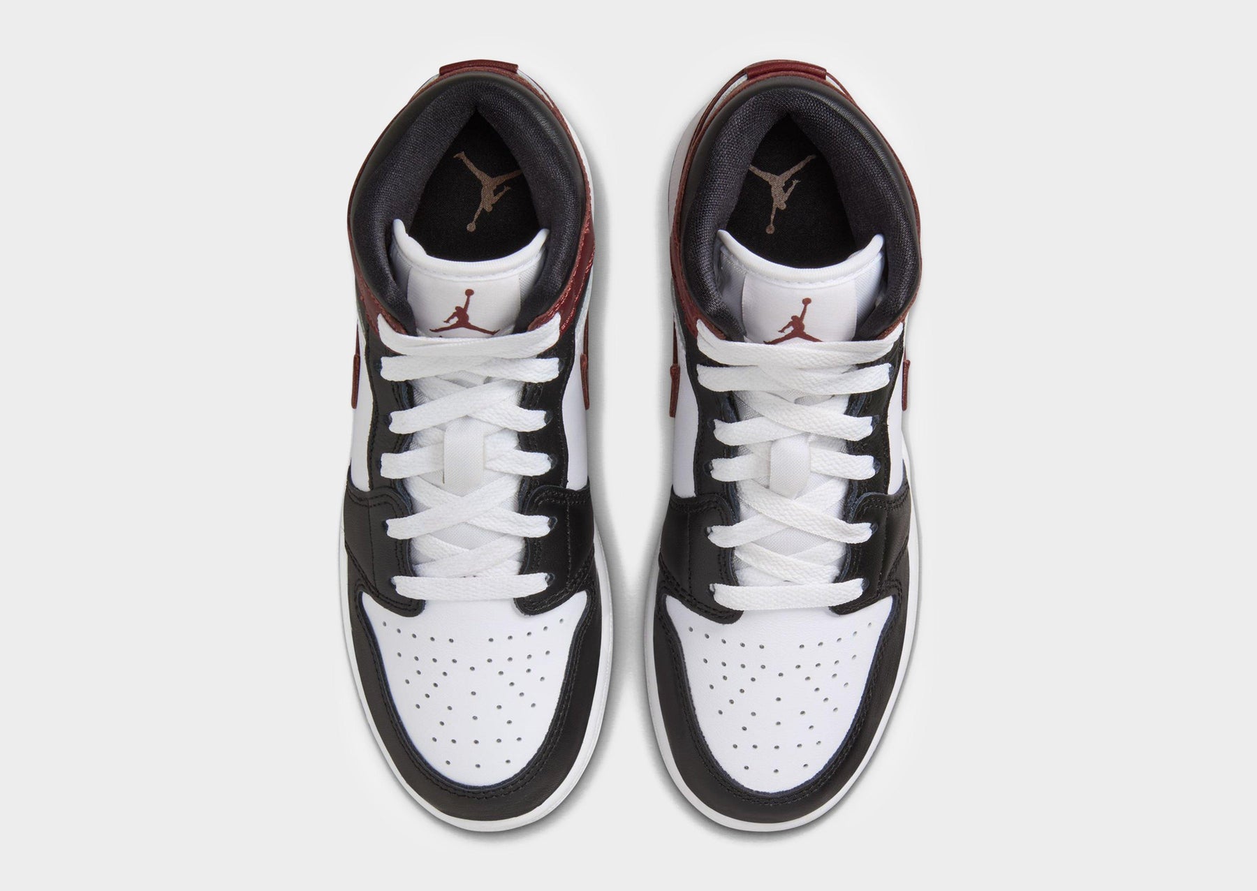 סניקרס Air Jordan 1 Mid SE Dark Pony | ג'וניורס