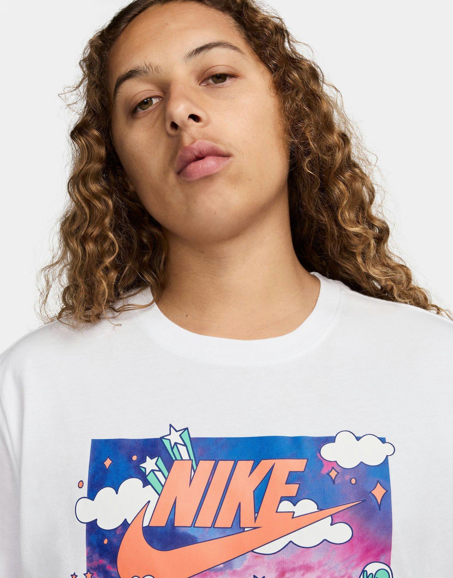 טי שירט גרפית Sportswear Black Light | גברים