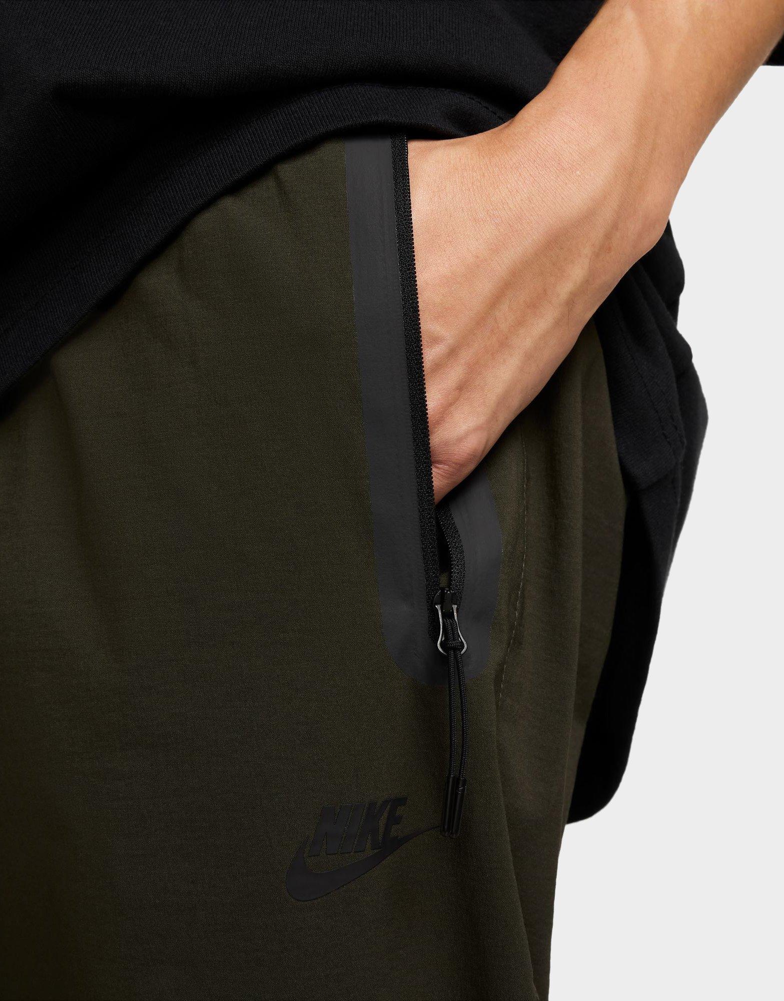 מכנסי טראק Nike Tech Woven | גברים
