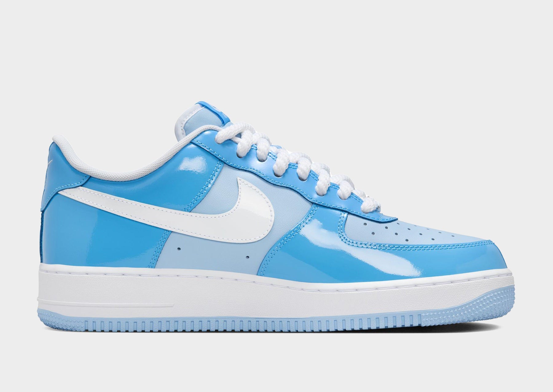 סניקרס Air Force 1 '07 LV8 | גברים