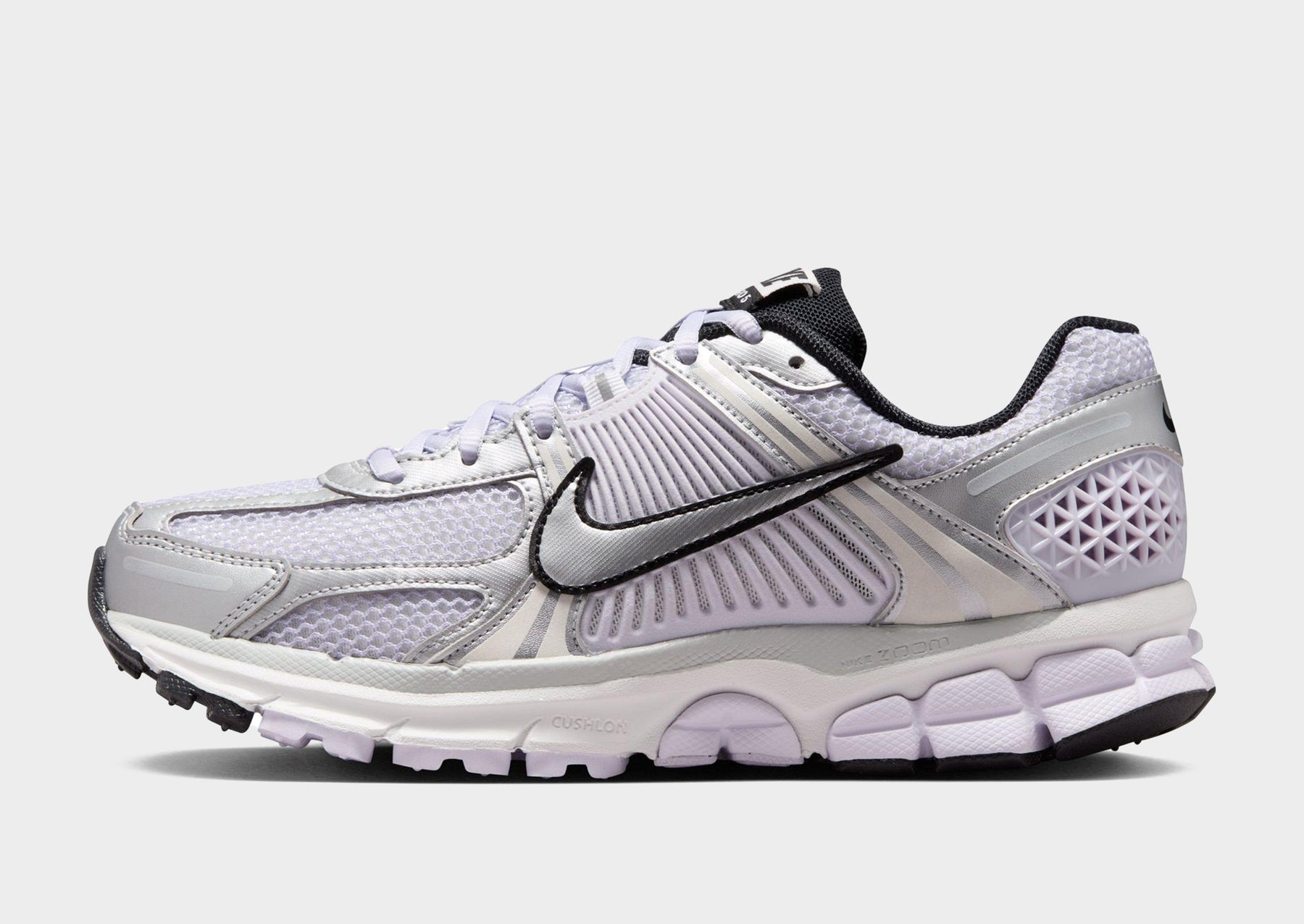 סניקרס Air Zoom Vomero 5 | נשים