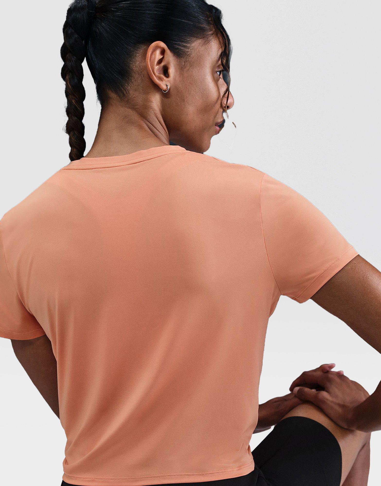 חולצת אימון One Classic Dri-FIT Twist | נשים