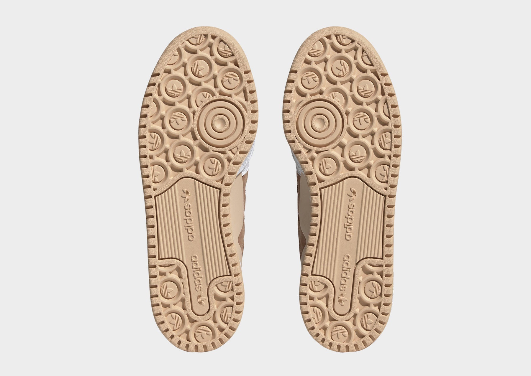 סניקרס פלטפורמה Forum Bold | נשים