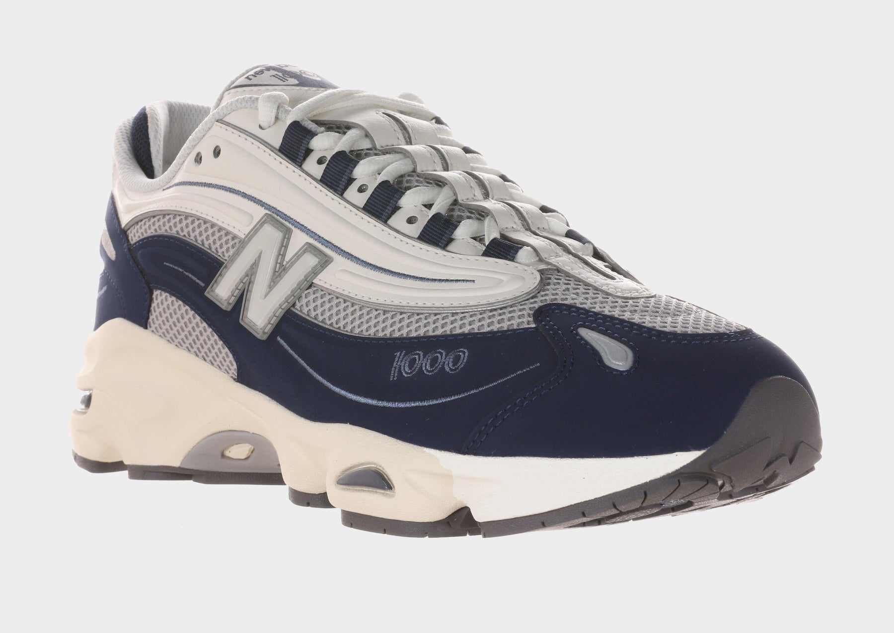 סניקרס 1000 | גברים