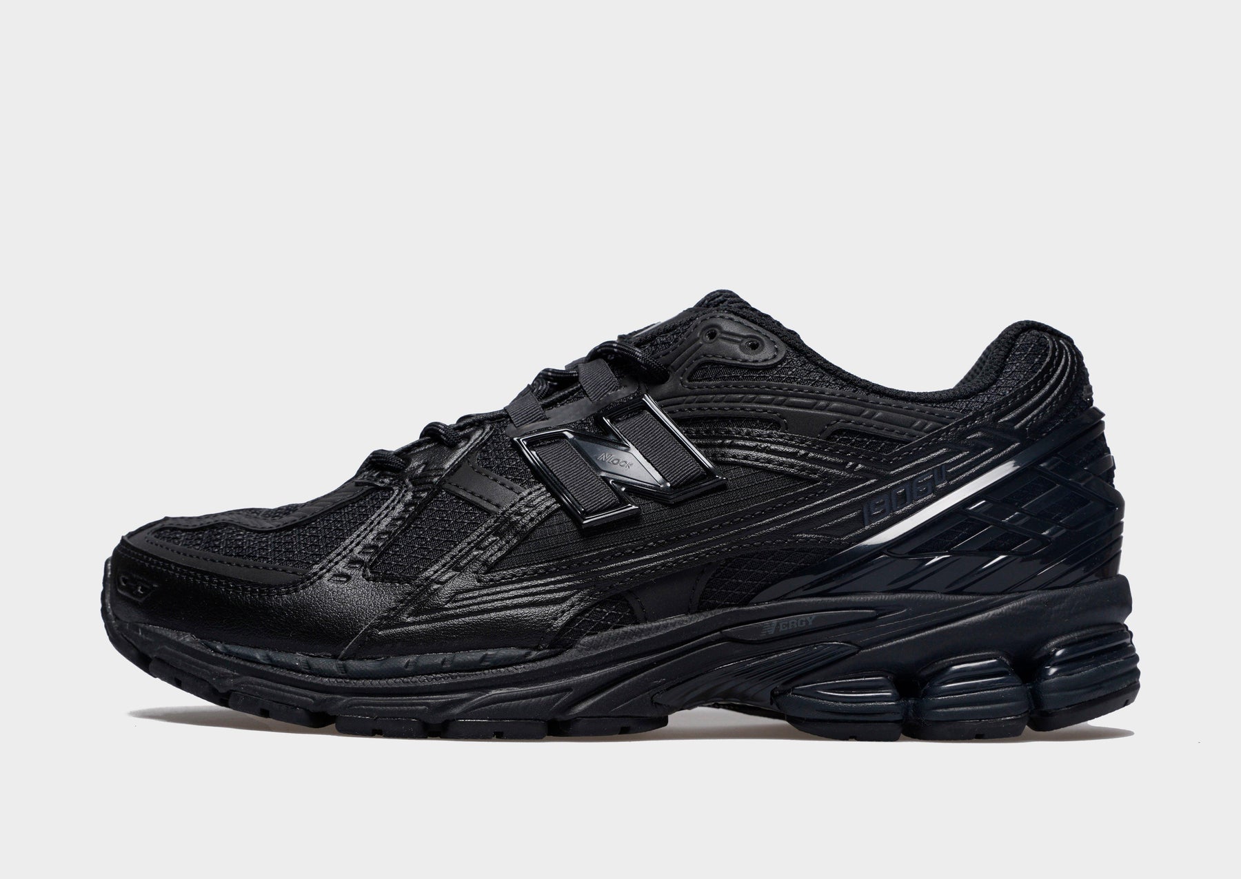 סניקרס 1906 Triple Black | גברים