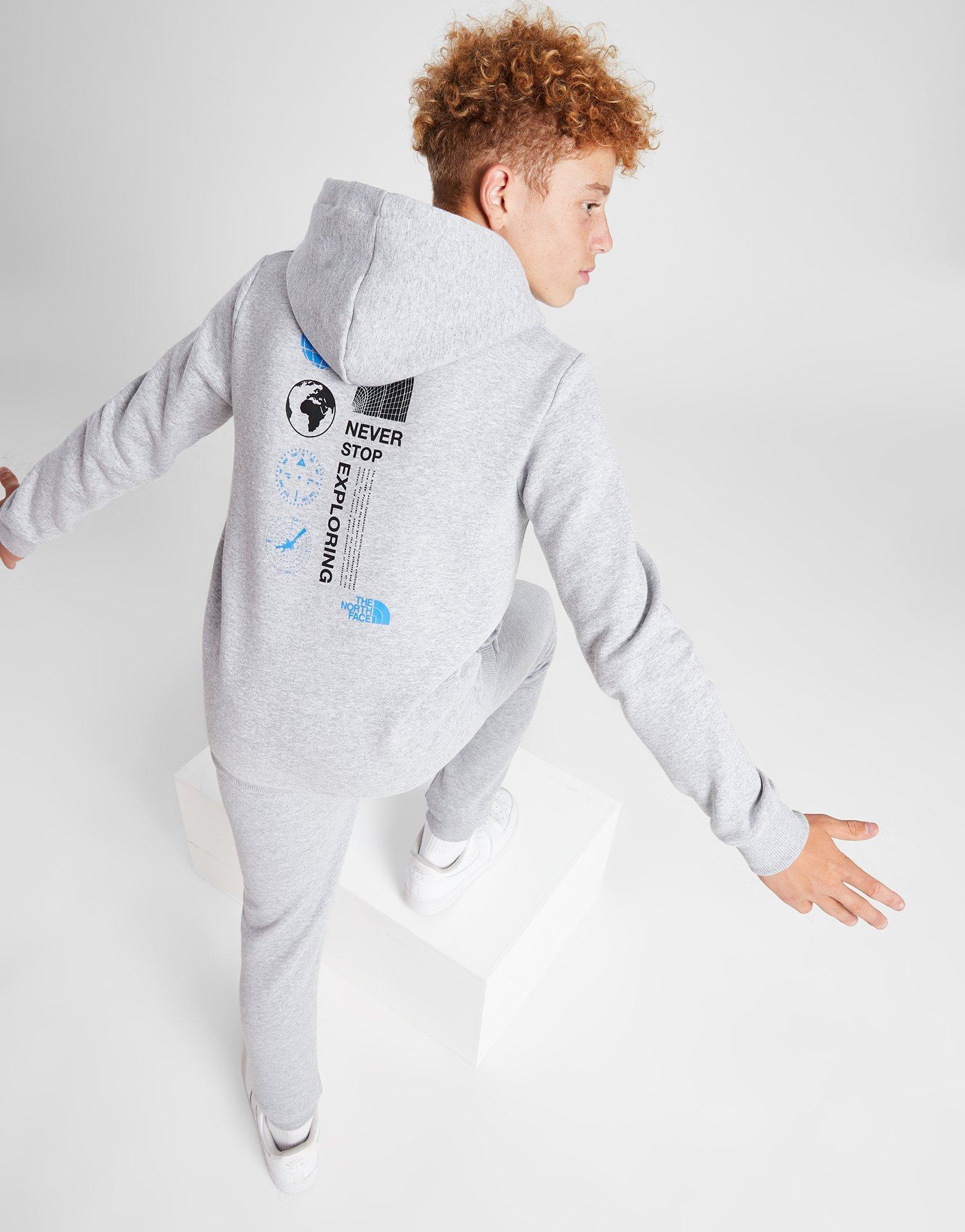 סווטשירט קפוצ'ון לוגו World | ג'וניורס