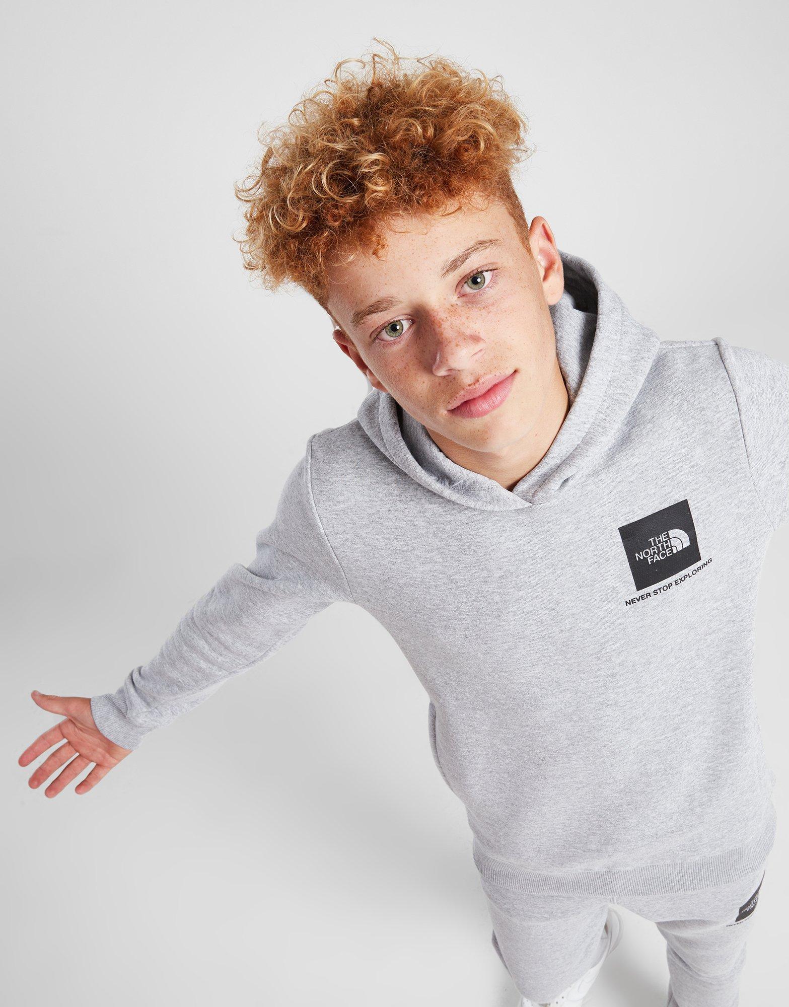 סווטשירט קפוצ'ון לוגו World | ג'וניורס