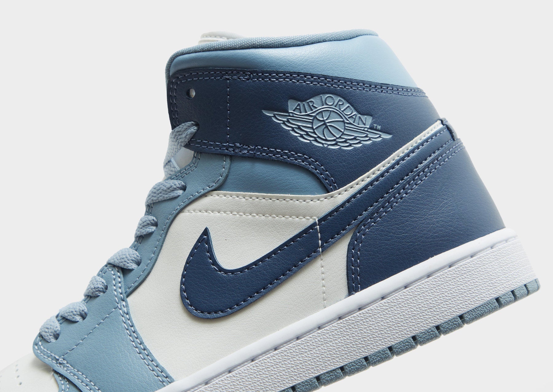 סניקרס Air Jordan 1 Diffused Blue | נשים