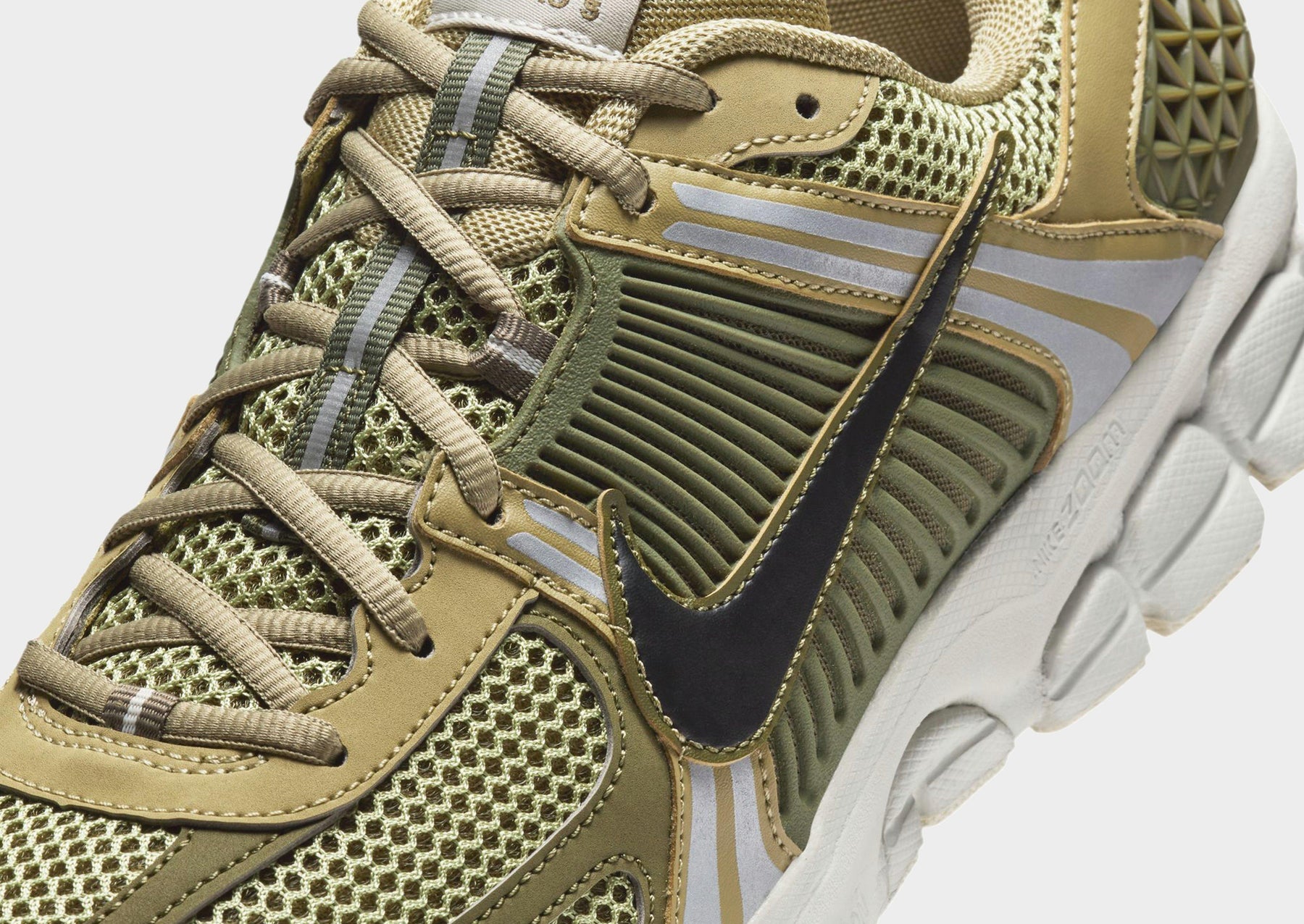 סניקרס Air Zoom Vomero 5 | גברים