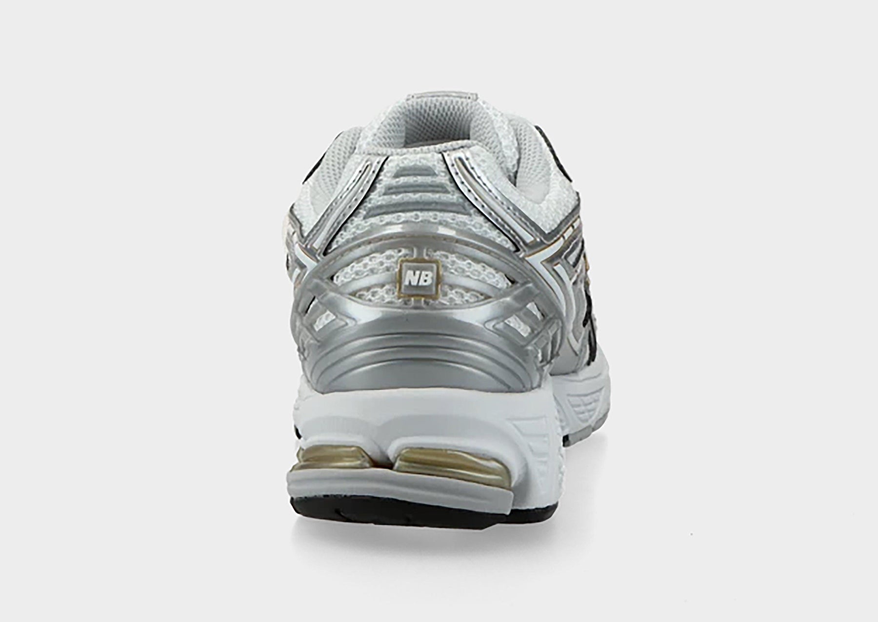 סניקרס 1906R White Silver Metallic | נשים