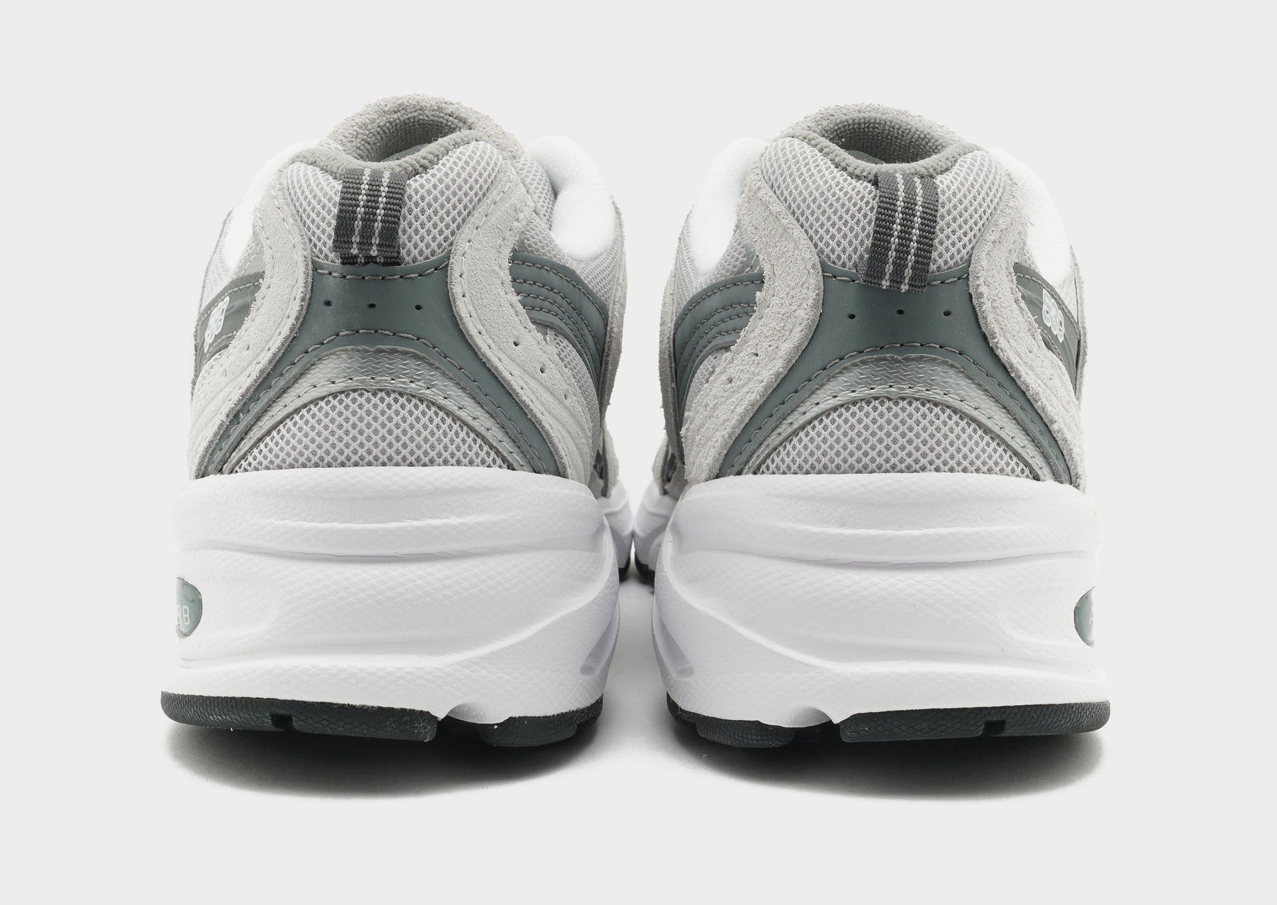 סניקרס 530 | יוניסקס