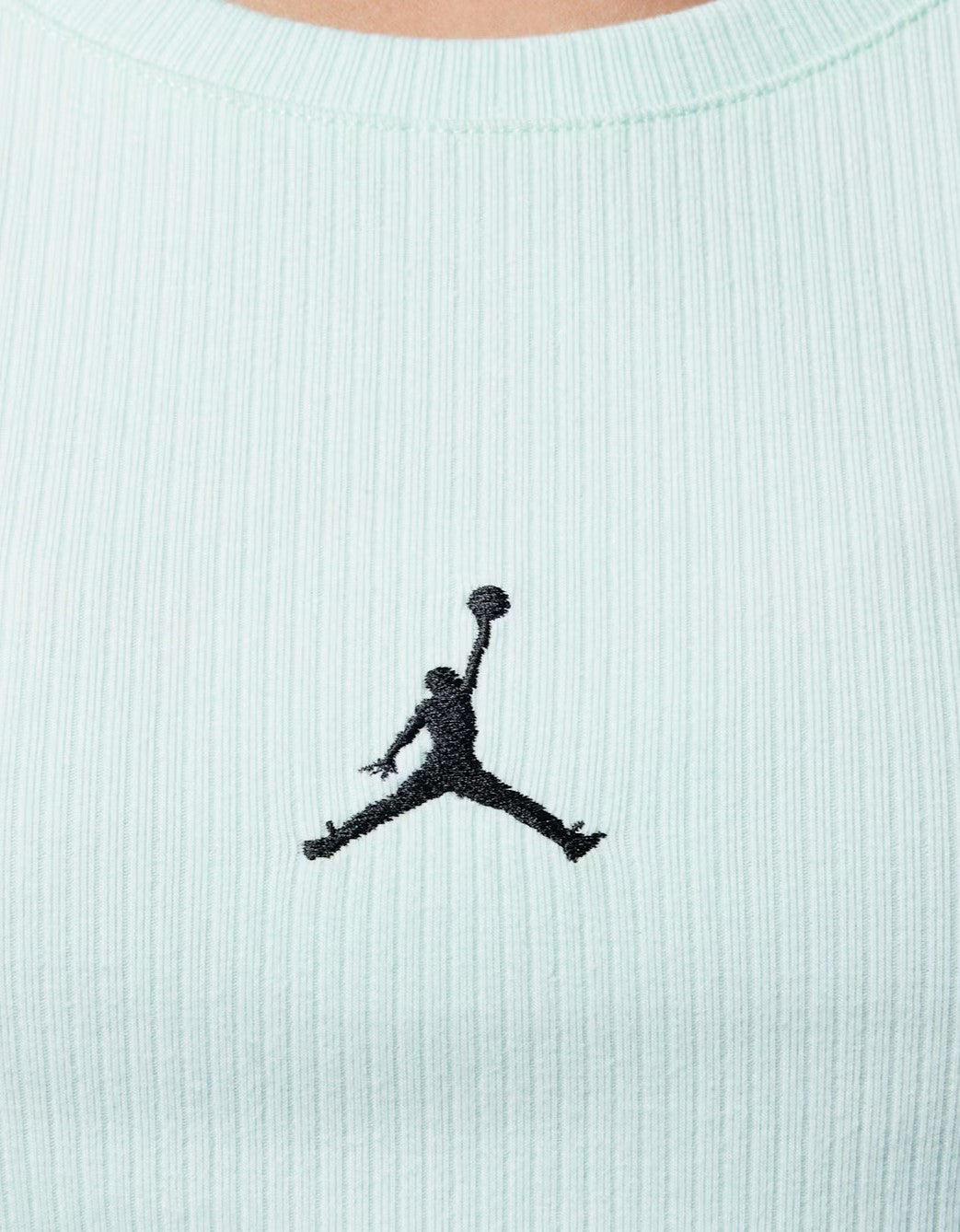 גופיית ריב לוגו Training Camp | ג'וניורס