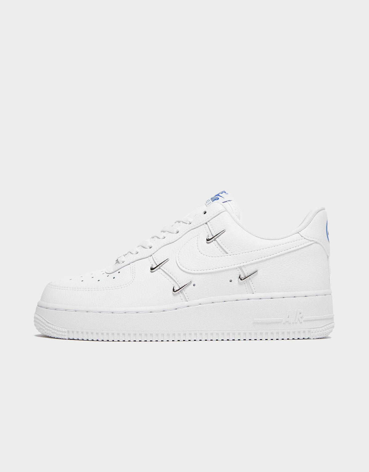 סניקרס Air Force 1 '07 LX | נשים