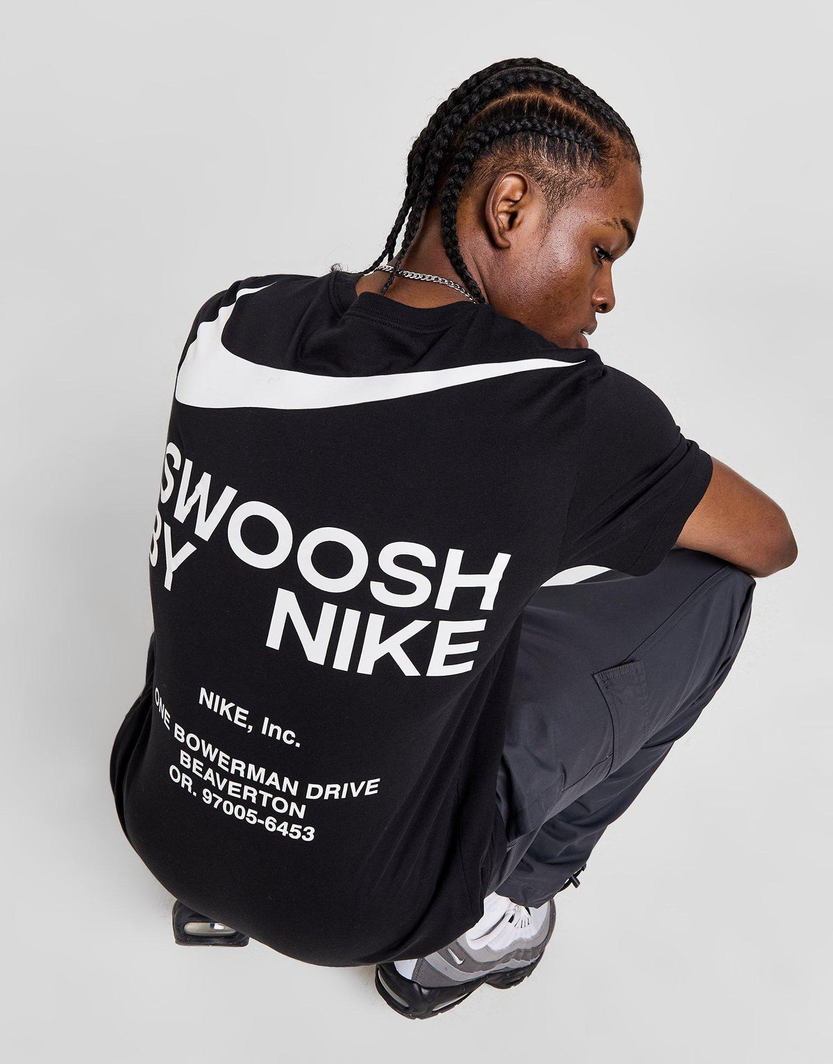 טי שירט Swoosh By Nike | גברים
