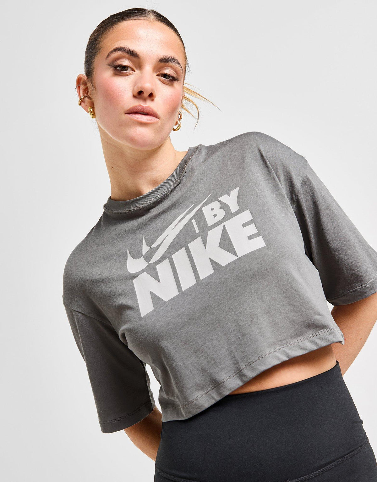 טי שירט קרופ Sportswear Swoosh | נשים