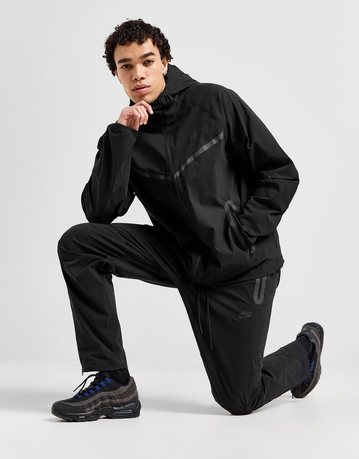 מכנסי טראק Nike Tech Woven | גברים