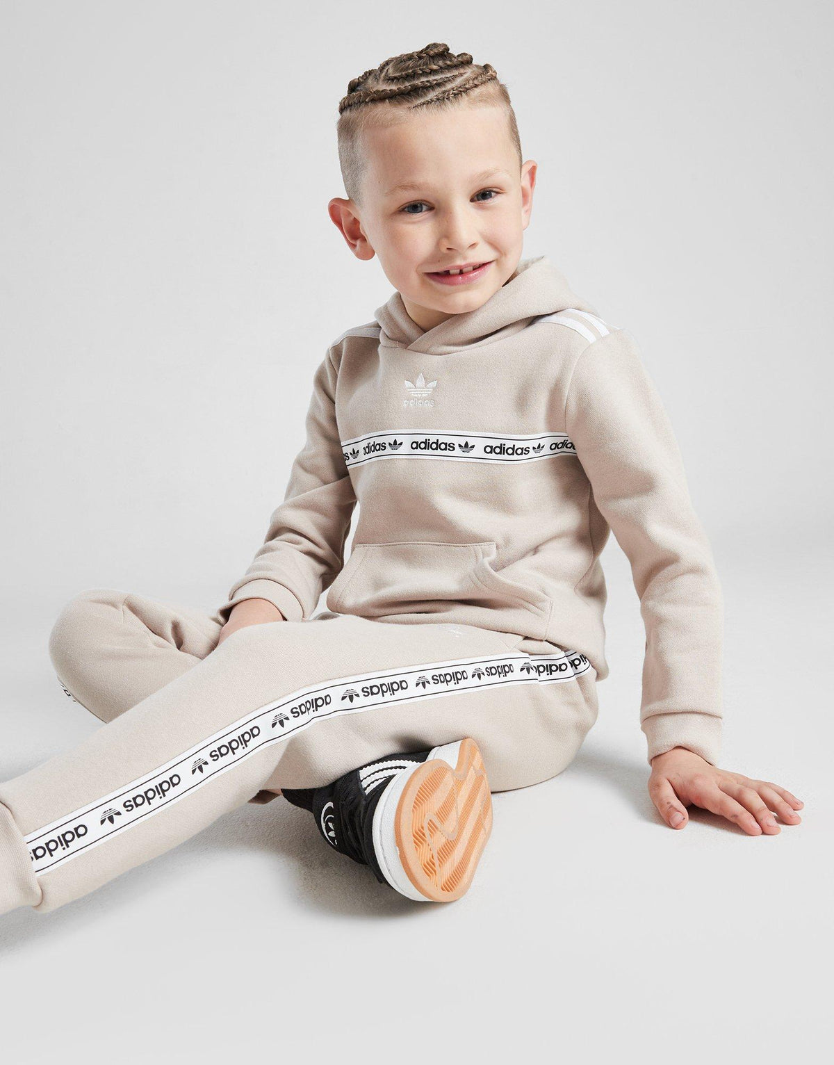 חליפת סווטשירט קפוצ'ון ומכנסי טרנינג Edge | ילדים