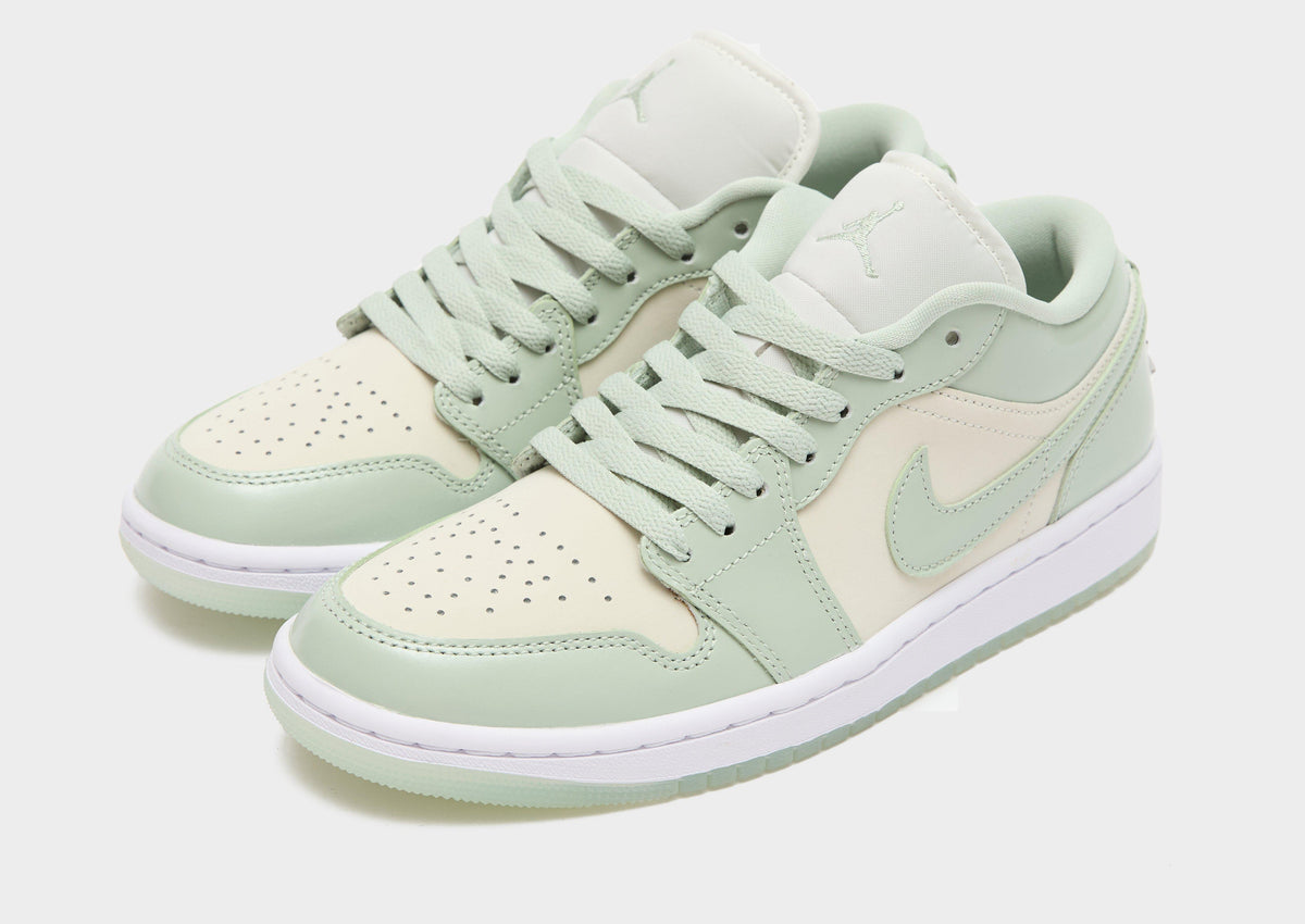 סניקרס Air Jordan 1 Low SE Seafoam Sail | נשים