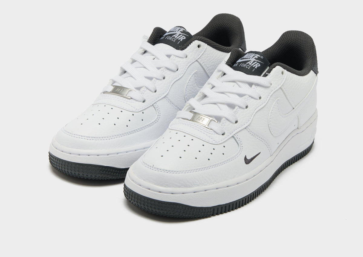 סניקרס Air Force 1 LV8 | ג'וניורס