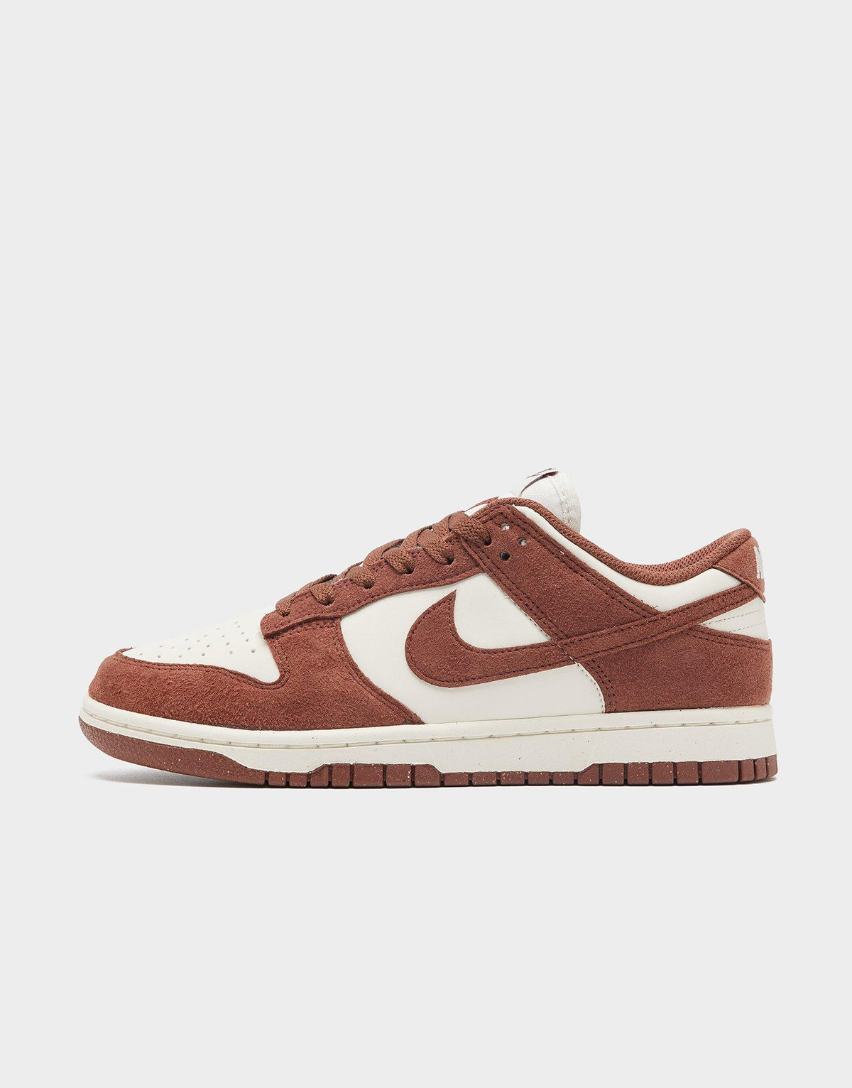סניקרס Dunk Low Next Nature Red Sepia | נשים