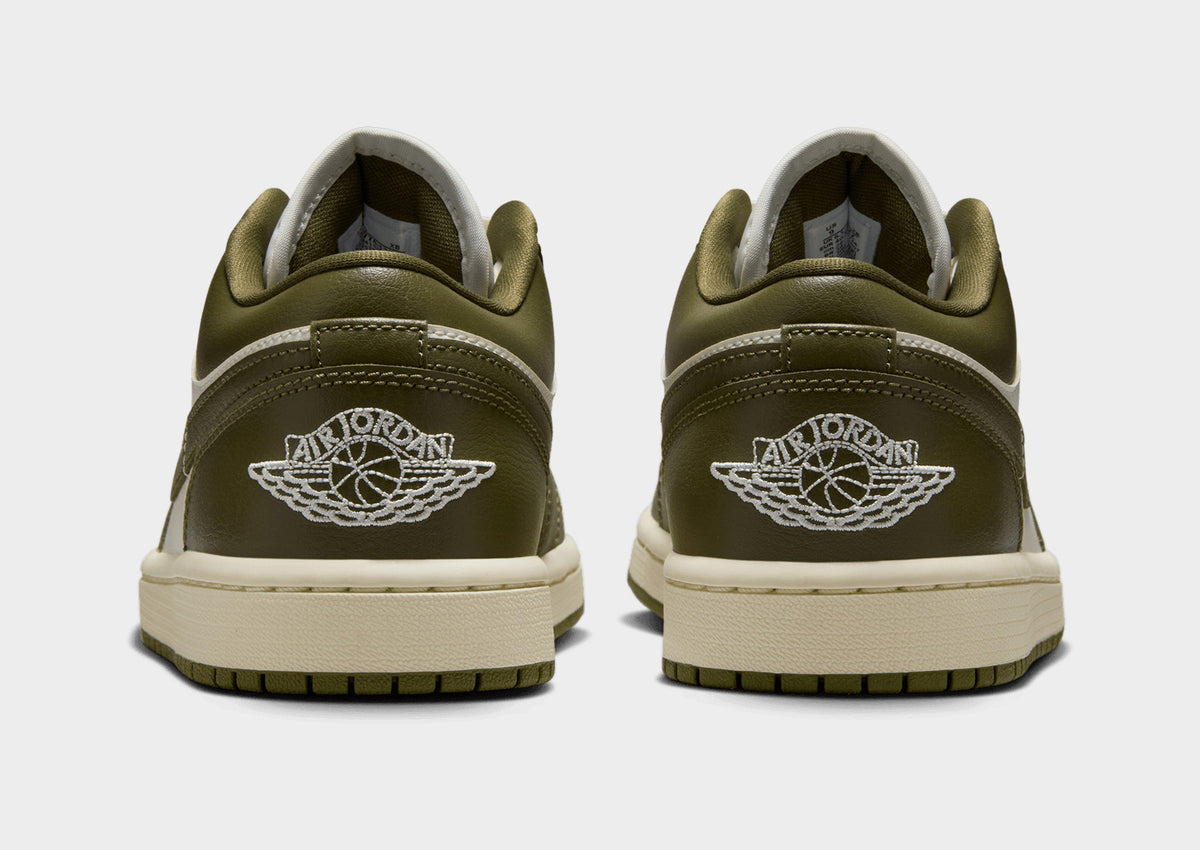 סניקרס Air Jordan 1 Low Medium Olive | נשים