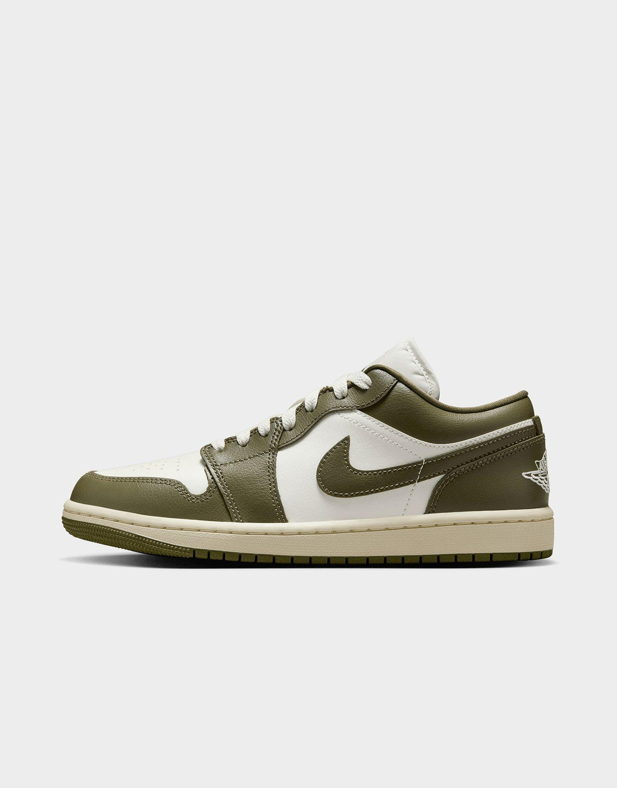 סניקרס Air Jordan 1 Low Medium Olive | נשים